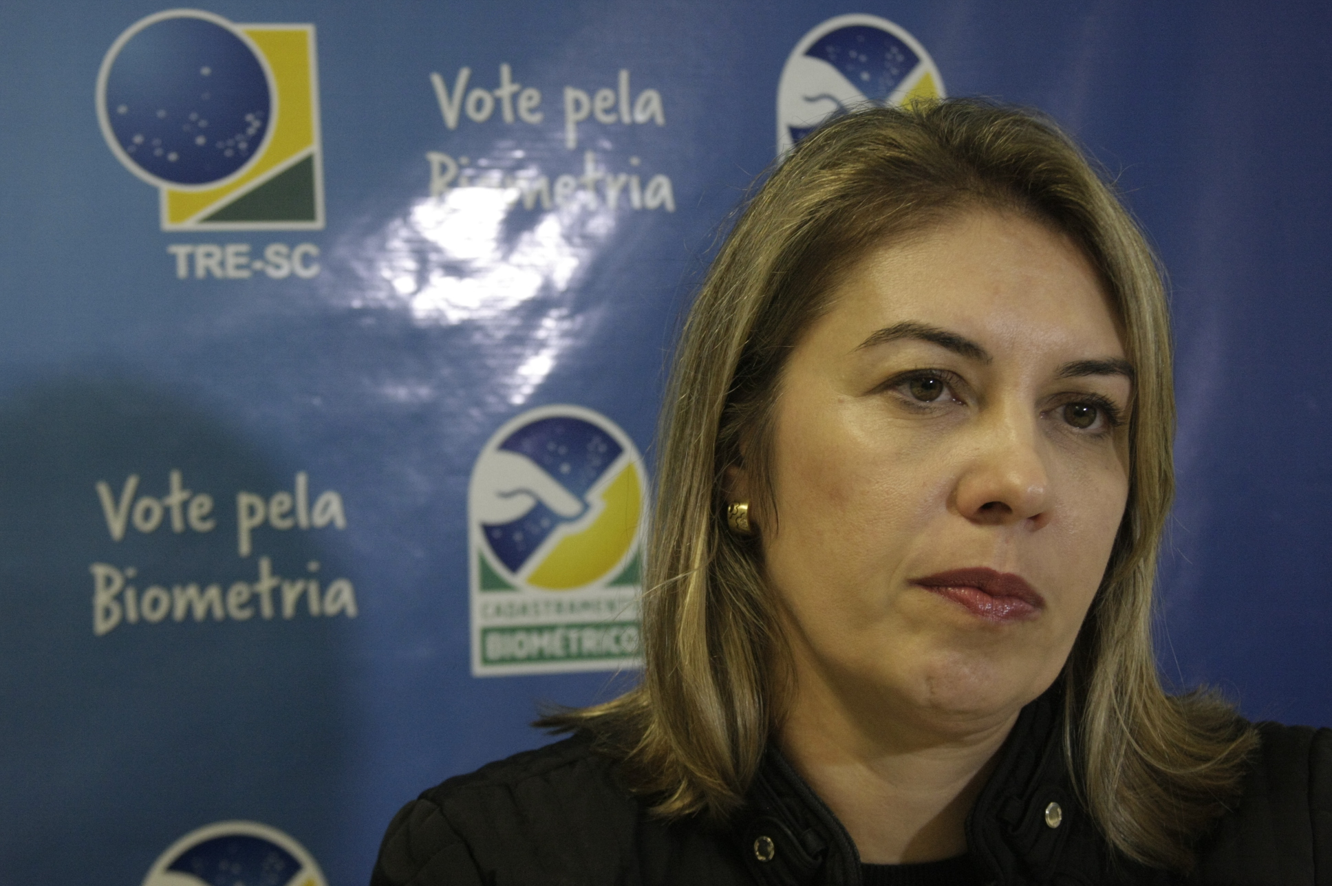 Mesário Voluntário - TRE - Renata Fávere.