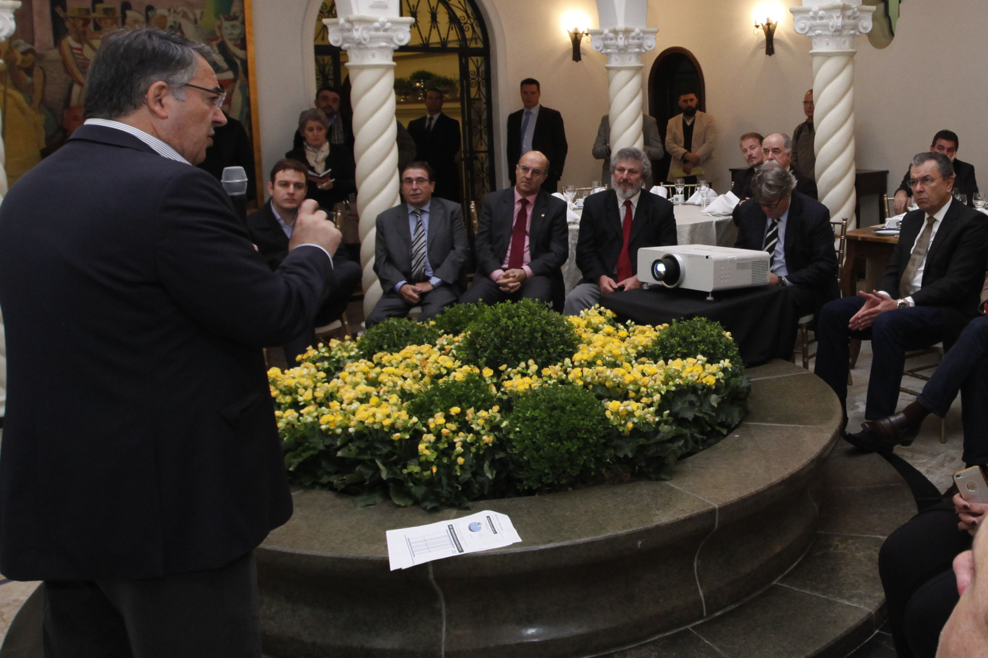 Governador apresenta a deputados detalhes da renegociação da dívida com a União
