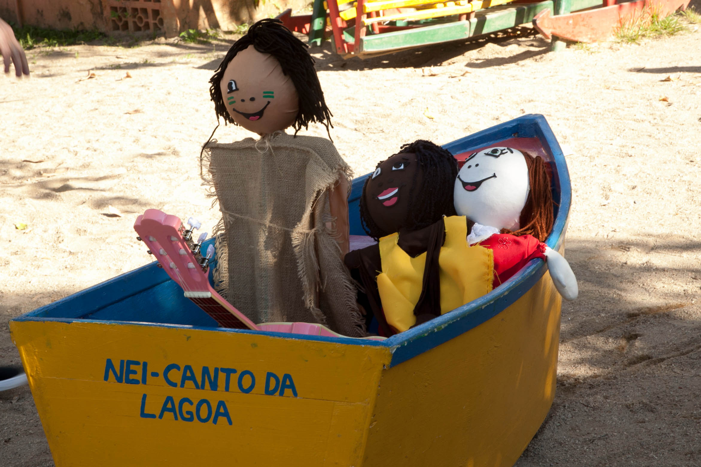 Creche ensina a história local através da música.