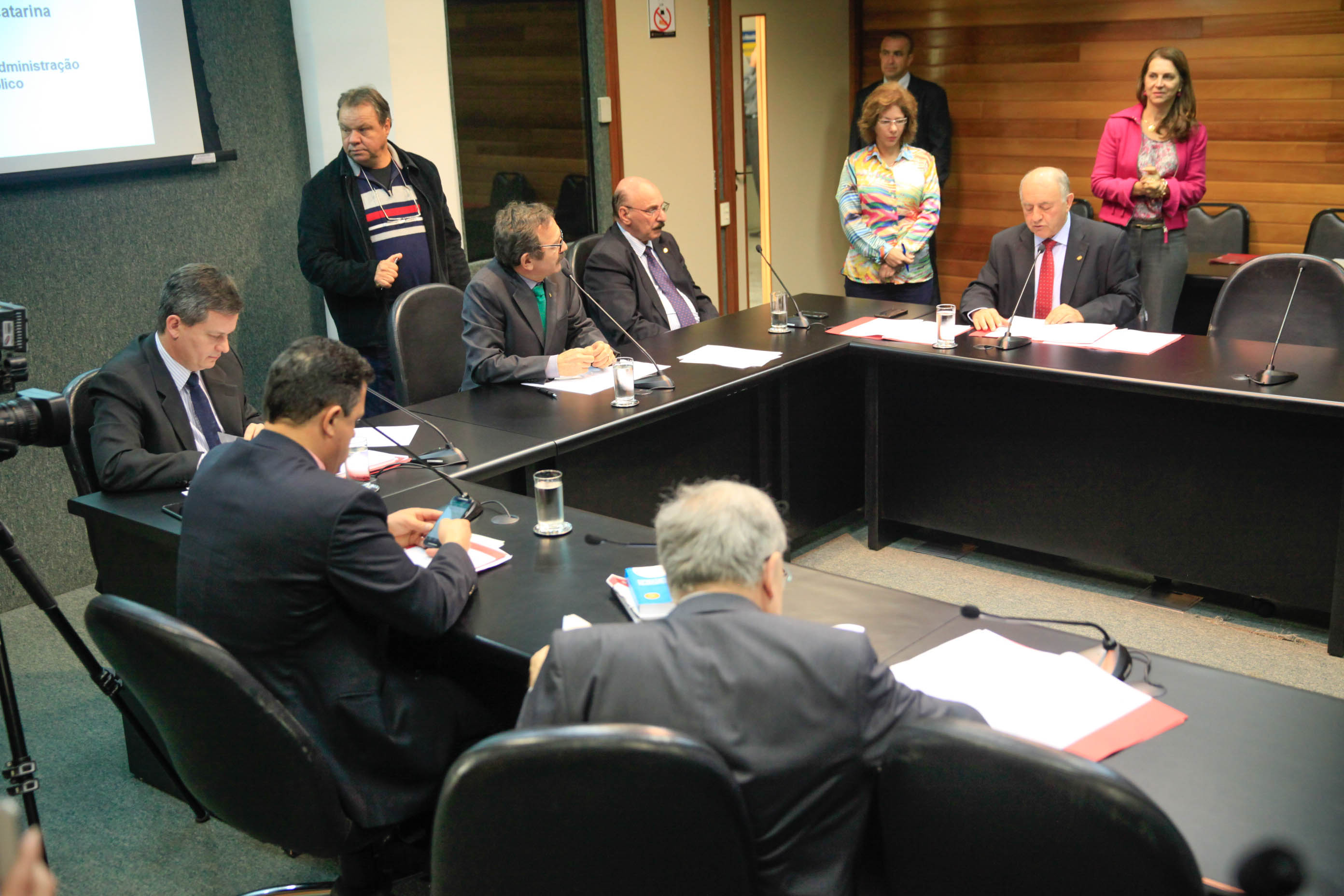 Comisâo de Trabalho, Administração e Serviço Público