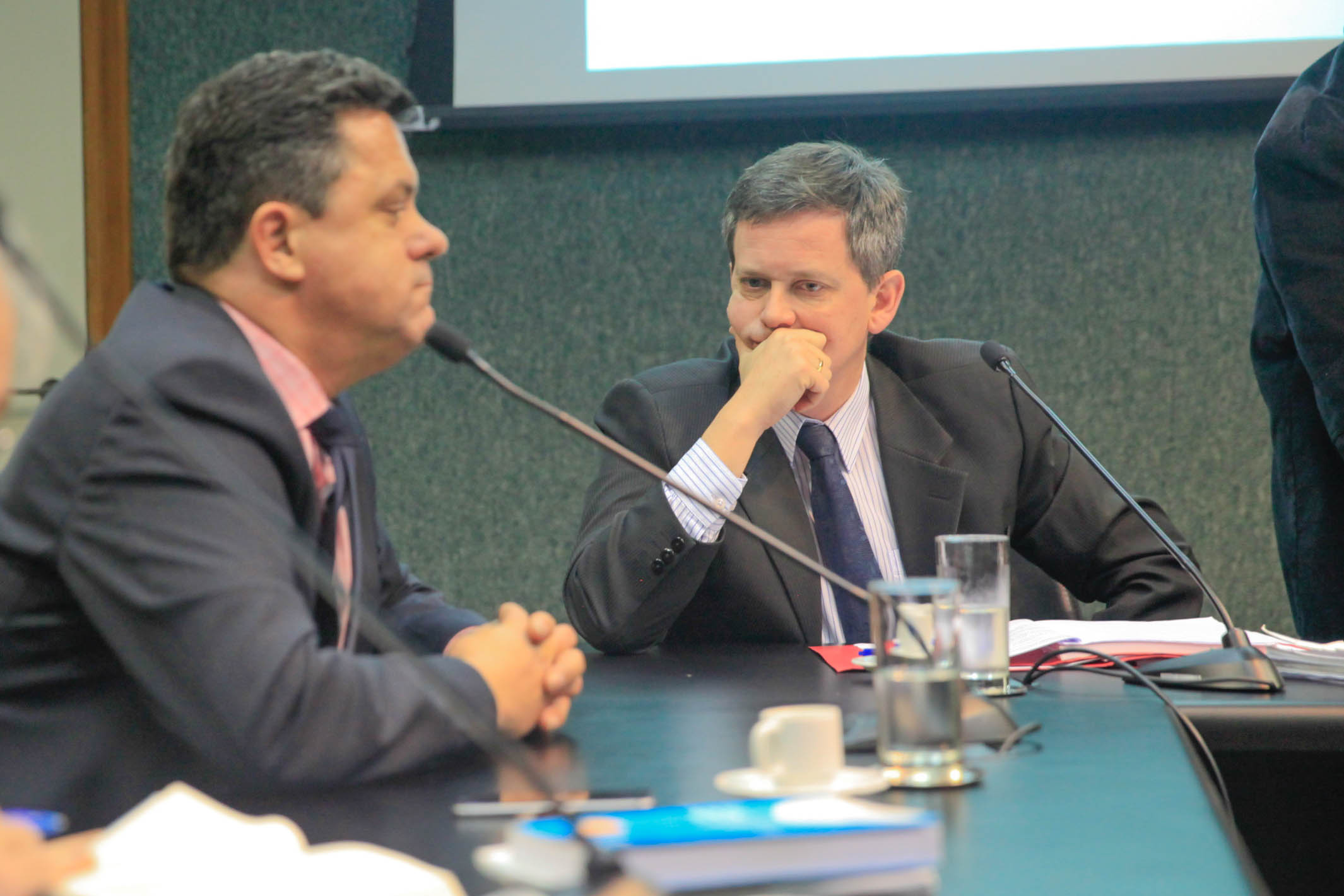 Comisâo de Trabalho, Administração e Serviço Público