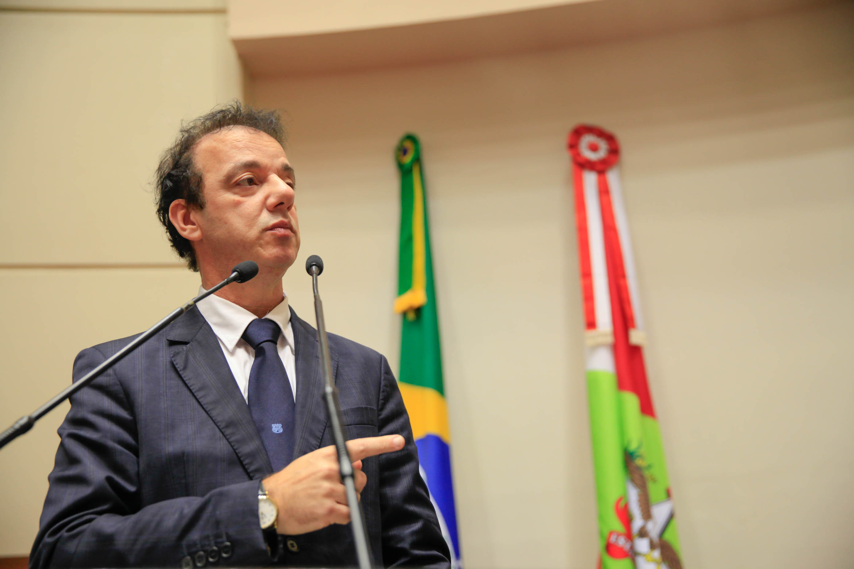 Deputado Ismael dos Santos (PSD) em Sessão Ordinária