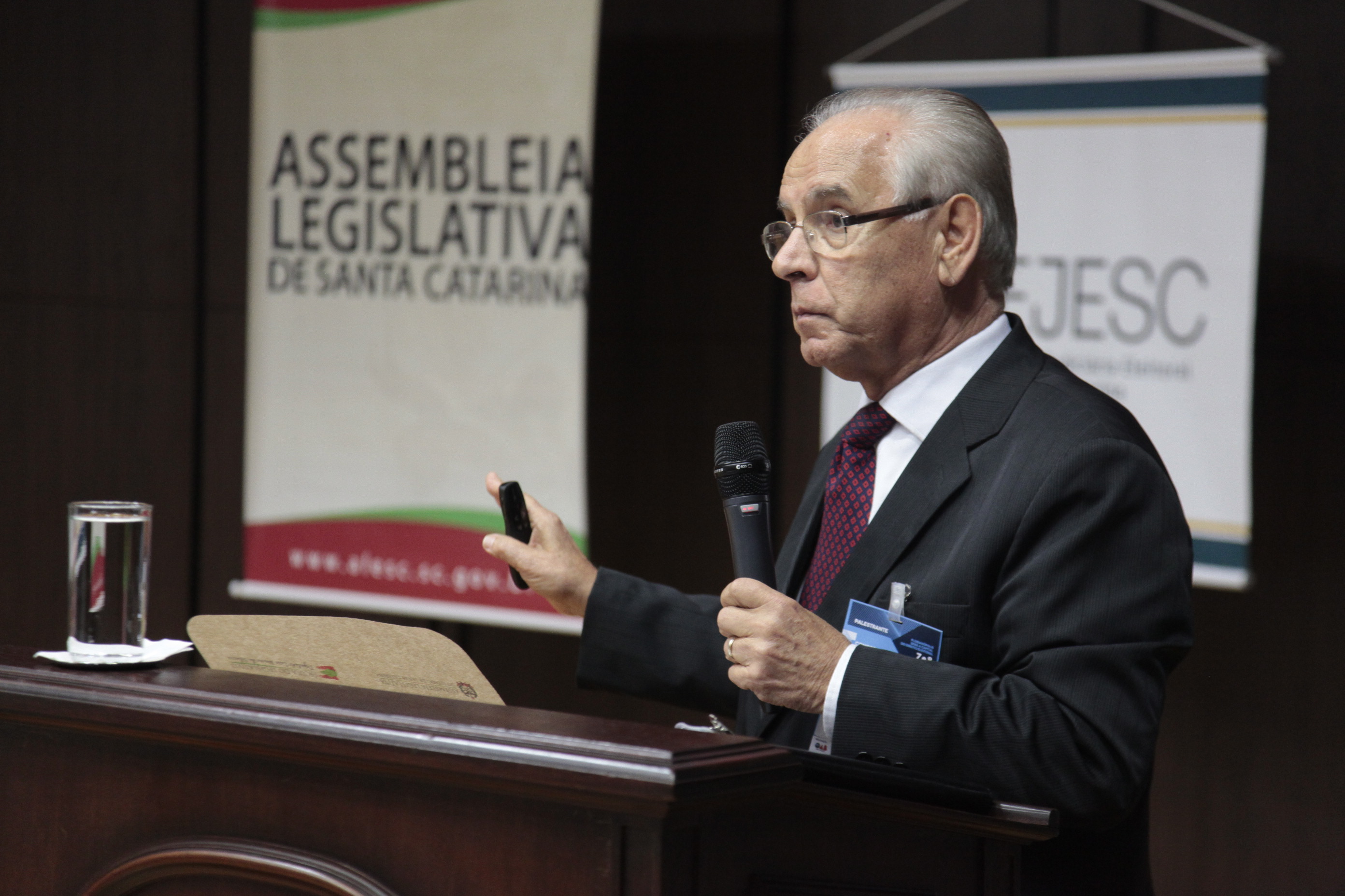 IV Congresso Catarinense de Direito Eleitoral. Moacir Pereira.