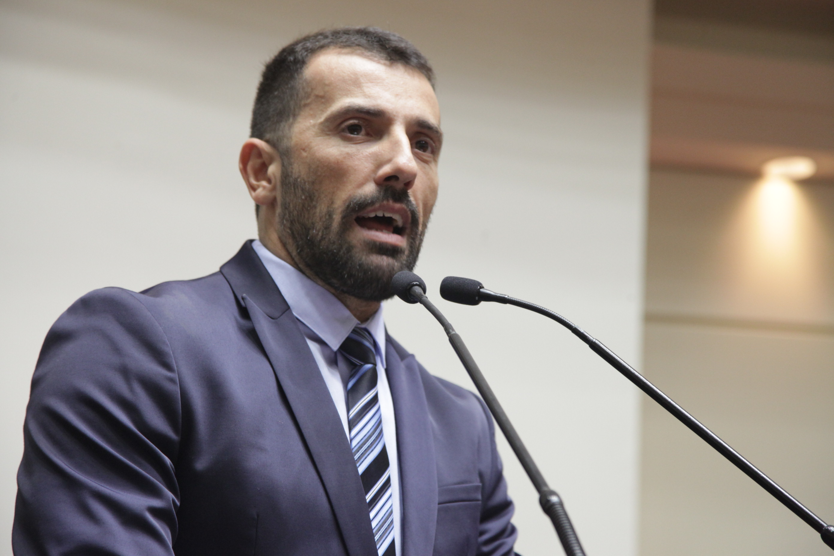 Deputado Patrício Destro (PSB). Sessão Especial - 65 Anos do SESI.