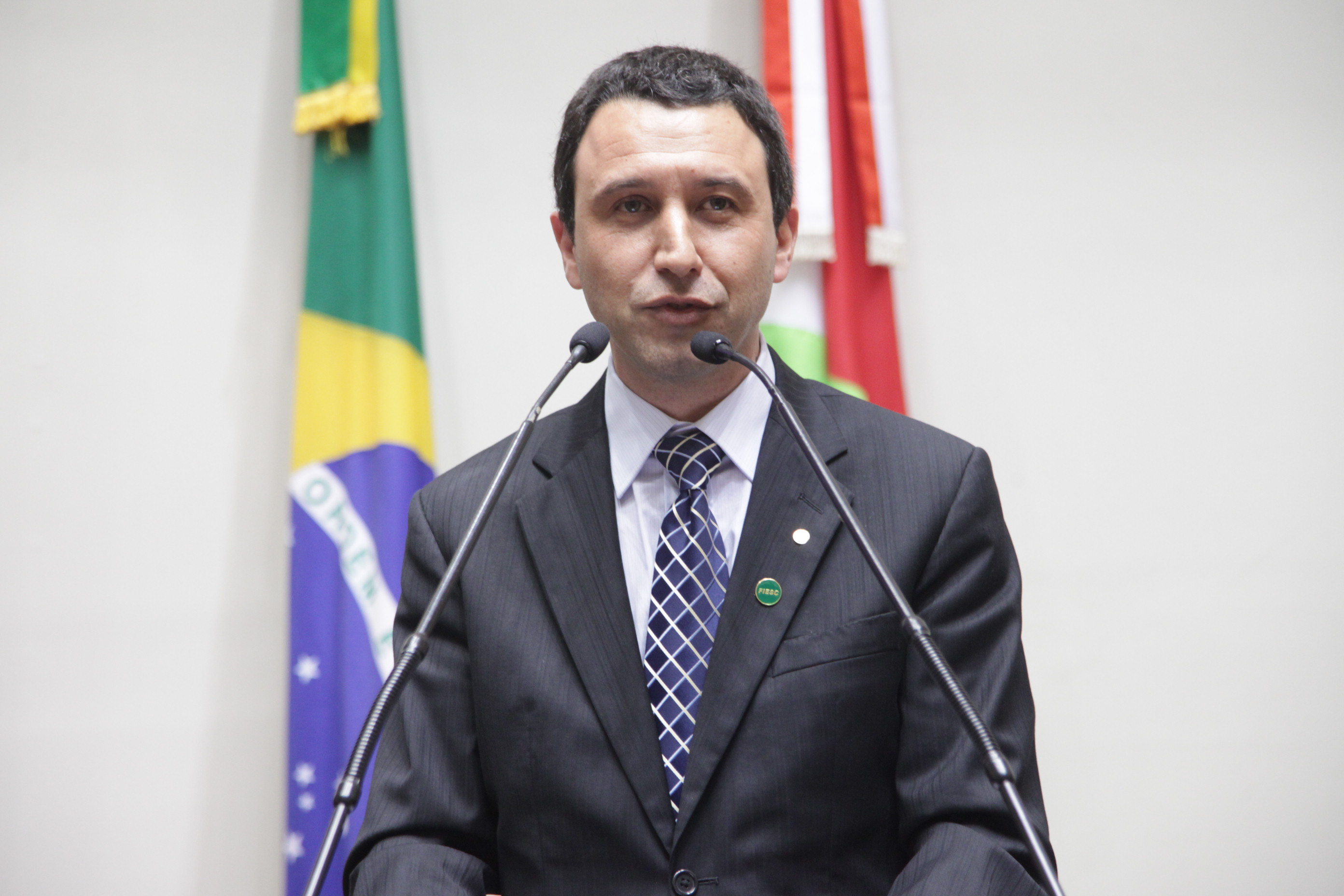 SUPERINTENDENTE DO SESI/SC FABRIZIO MACHADO PEREIRA. Sessão Especial - 65 Anos do SESI.