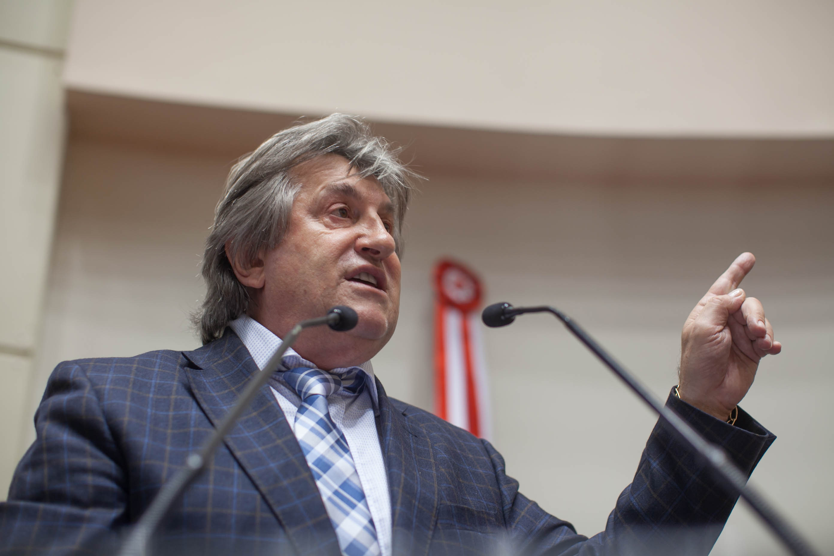Deputado Leonel Pavan (PSDB) em Sessão Ordinária