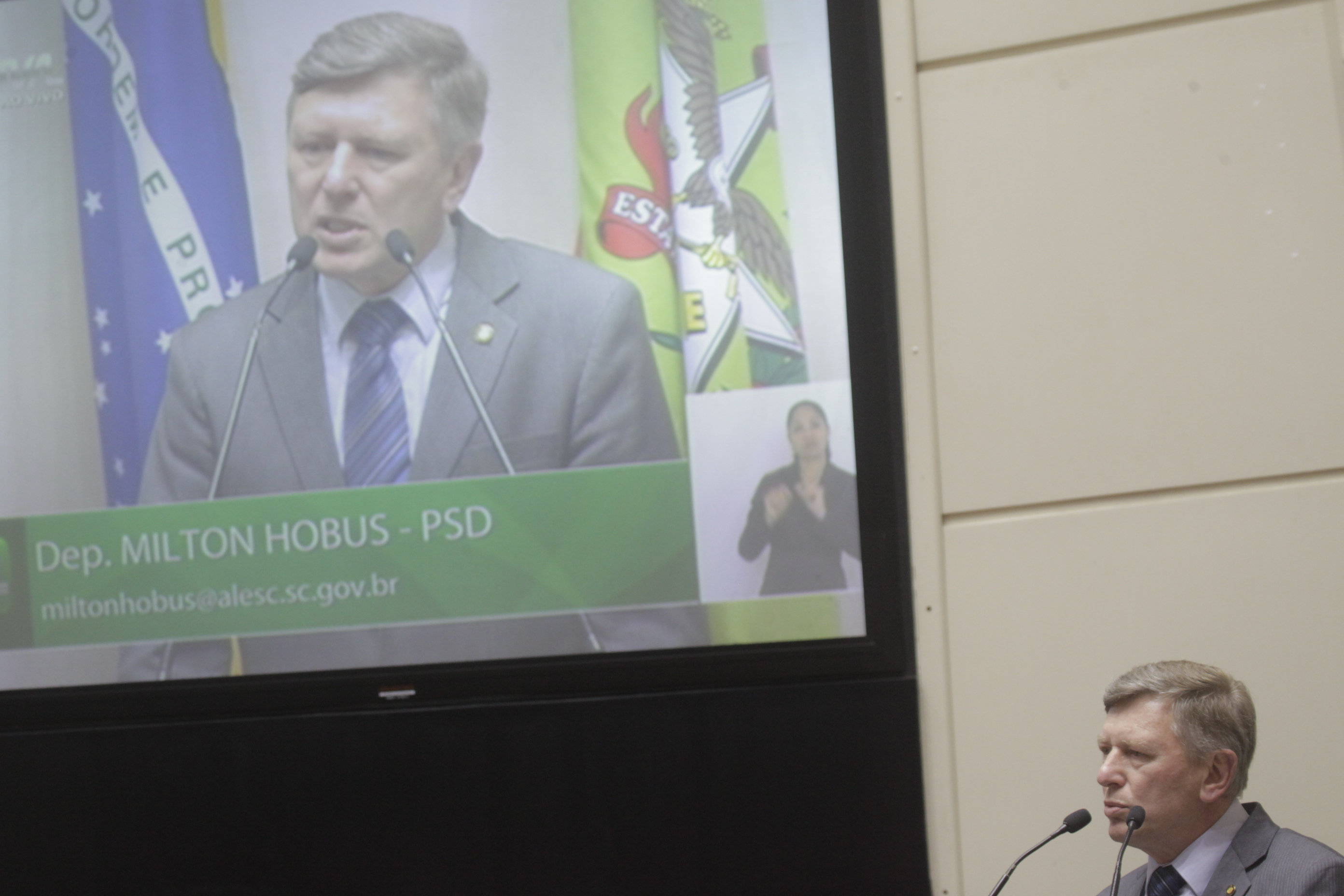 Sessão Ordinária. Deputado Milton Hobus (PSD).
