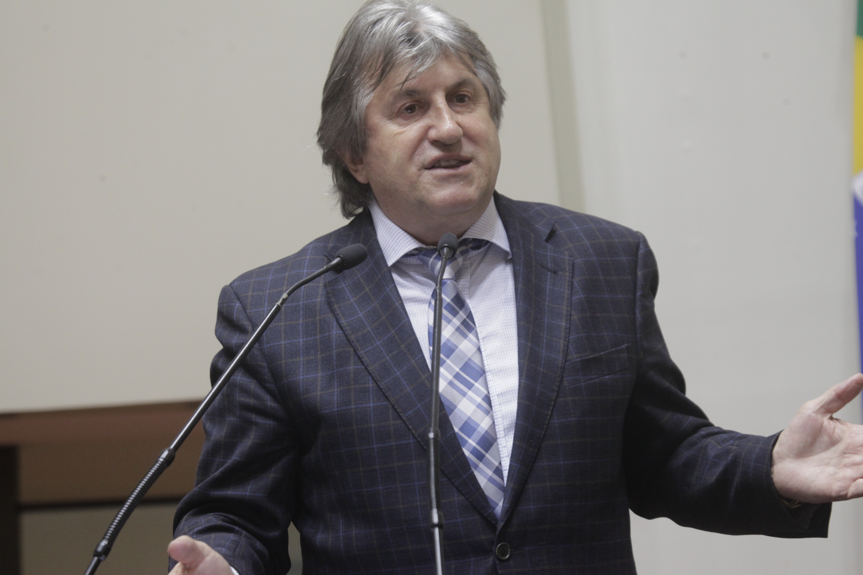 Sessão Ordinária. Deputado Leonel Pavan (PSDB).