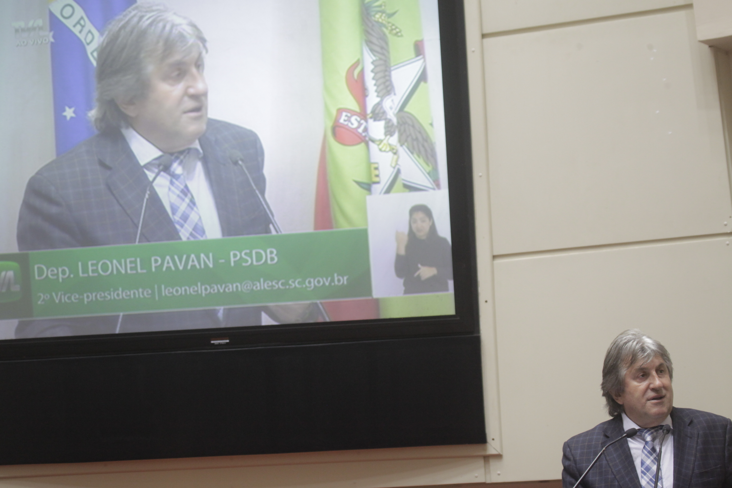 Sessão Ordinária. Deputado Leonel Pavan (PSDB).