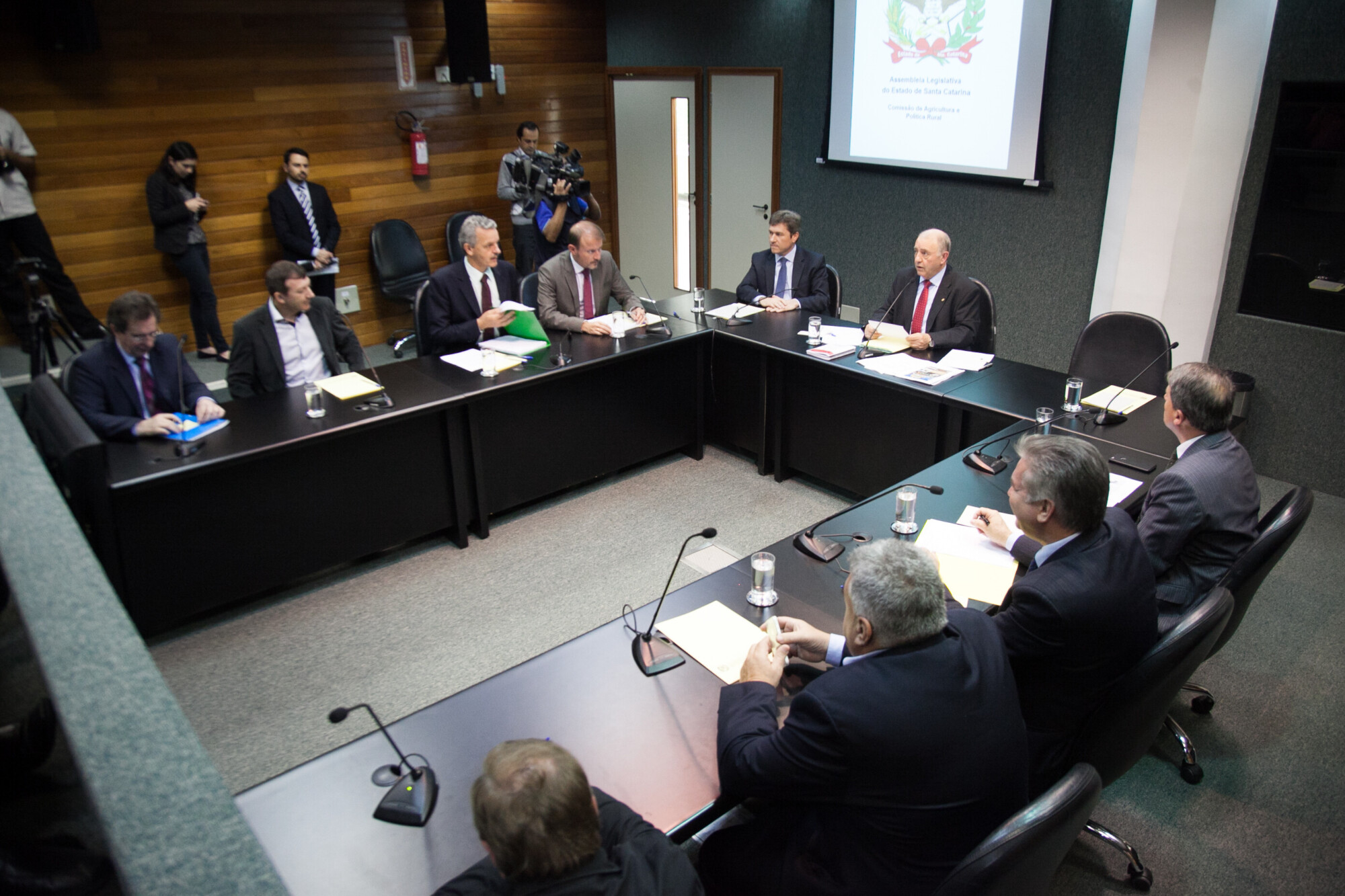 Suinocultura: deputados decidem apelar novamente ao governo federal