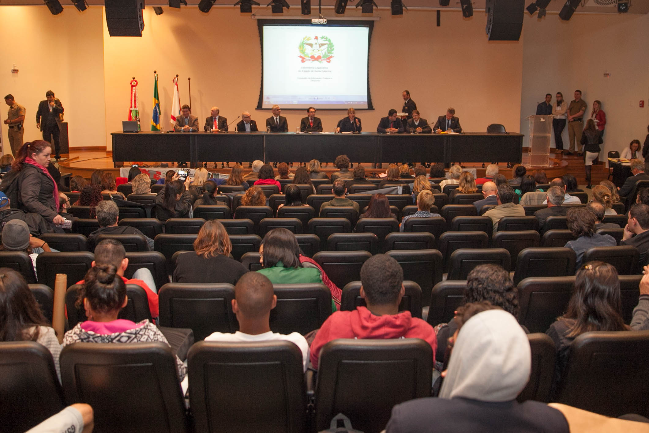 Audiência Pública: Situação estrutural das escolas estaduais