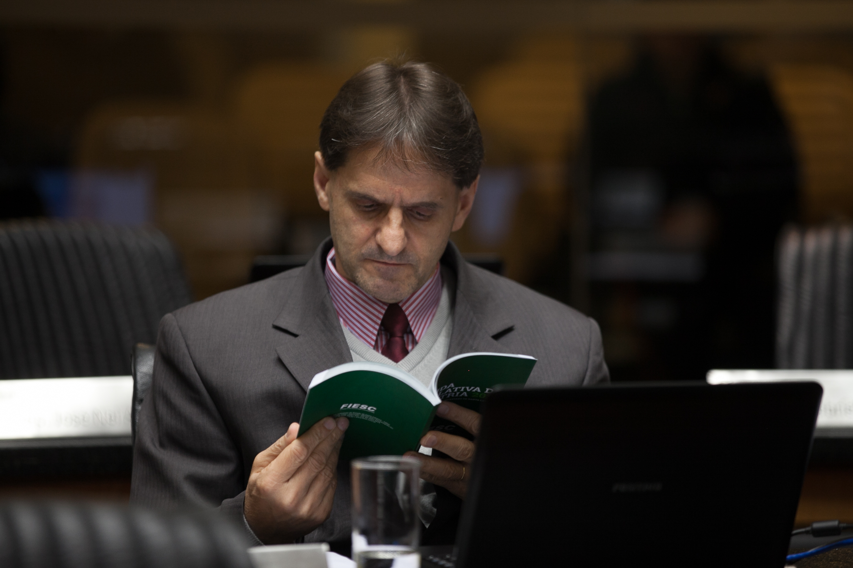 Deputado Neodi Saretta (PT) em Sessão Ordinária