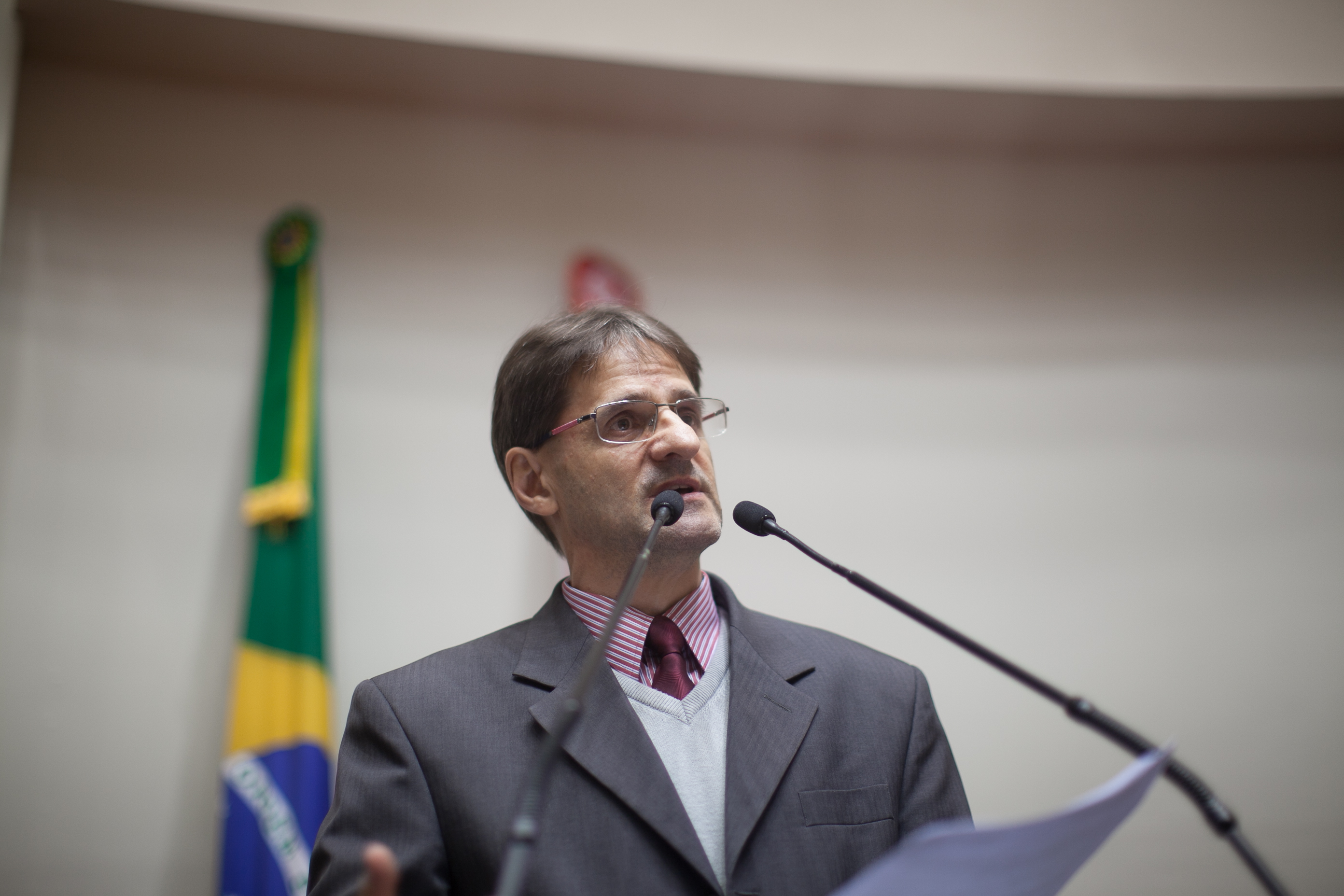 Deputado Neodi Saretta (PT) em Sessão Ordinária
