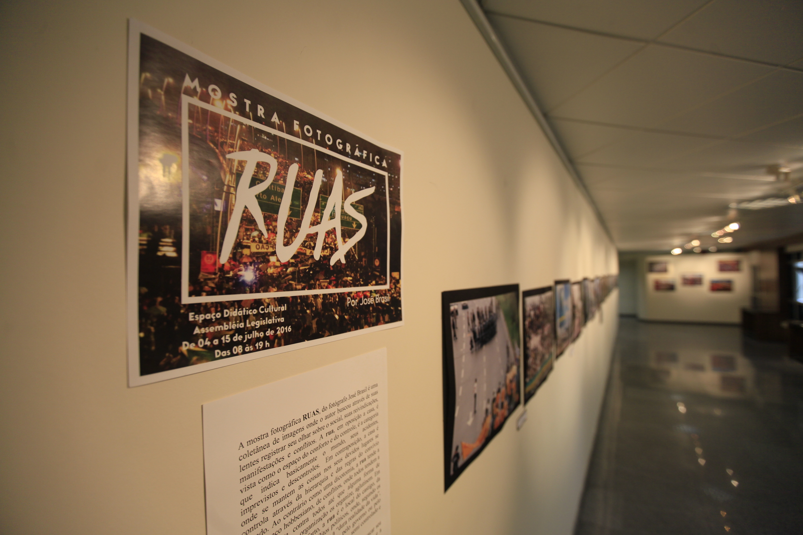 Mostra Fotográfica “RUAS” de José Brasil