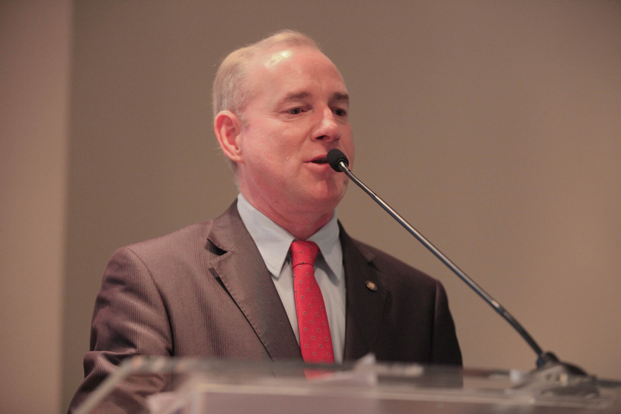 Deputado Aldo Schneider, presidente em exercício da Alesc