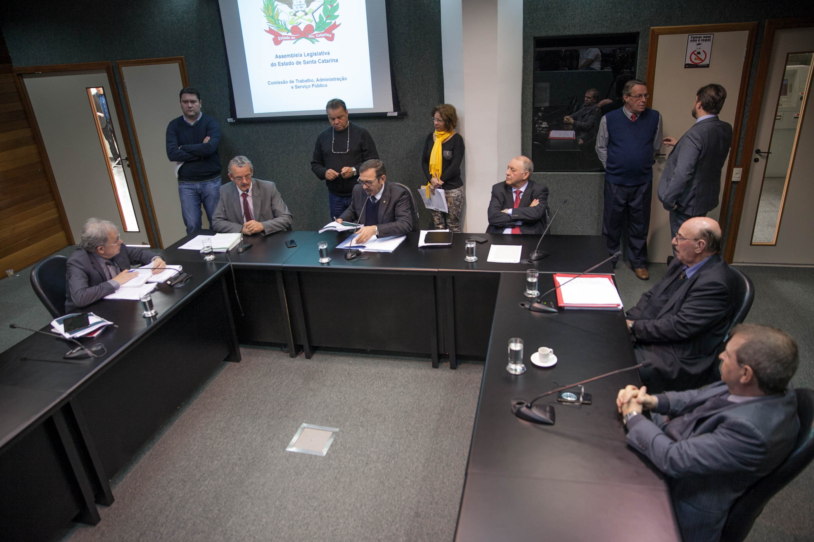 Comissão de Trabalho, Administração e Serviço Público.