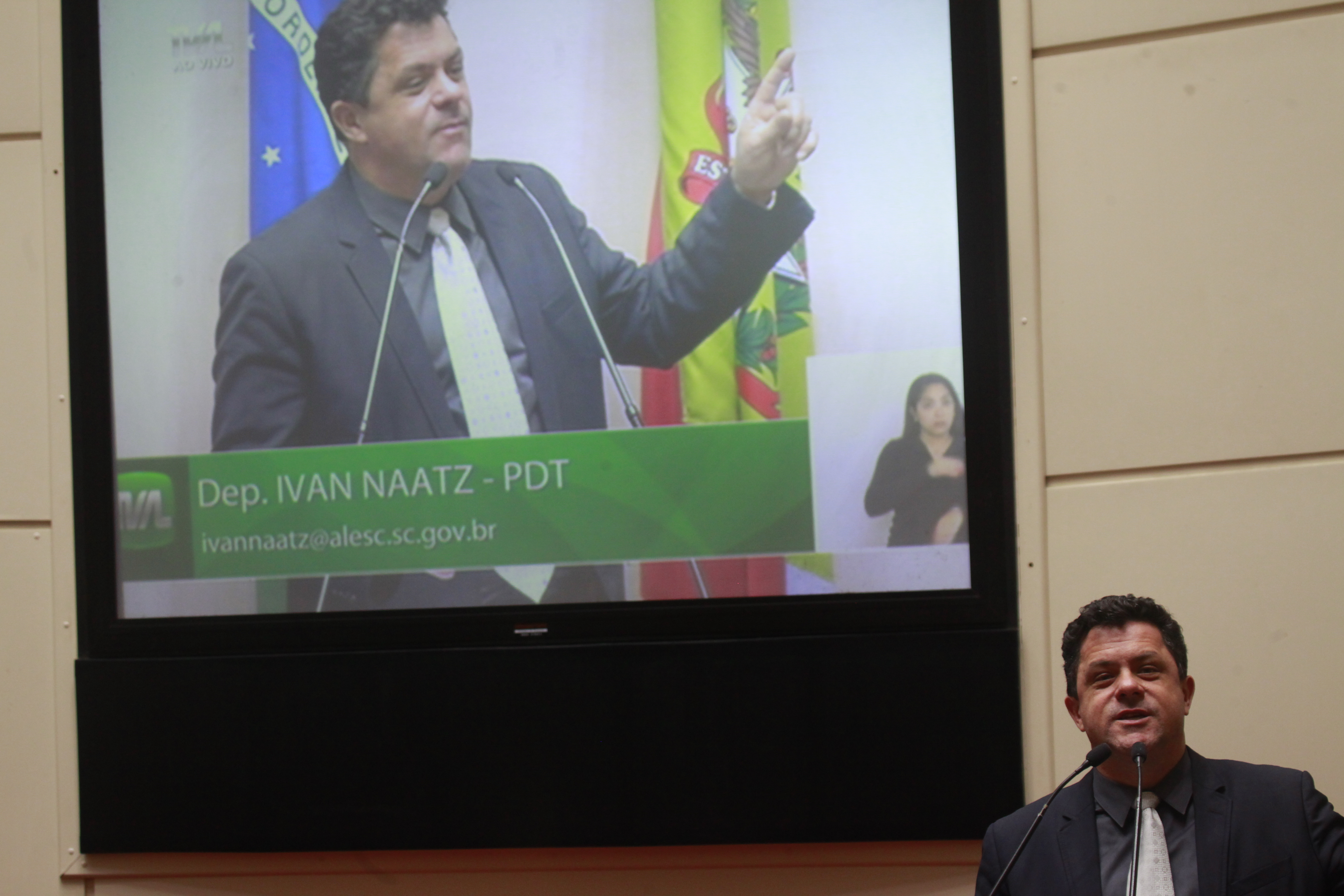 Sessão Ordinária. Deputado Ivan Naatz (PDT).