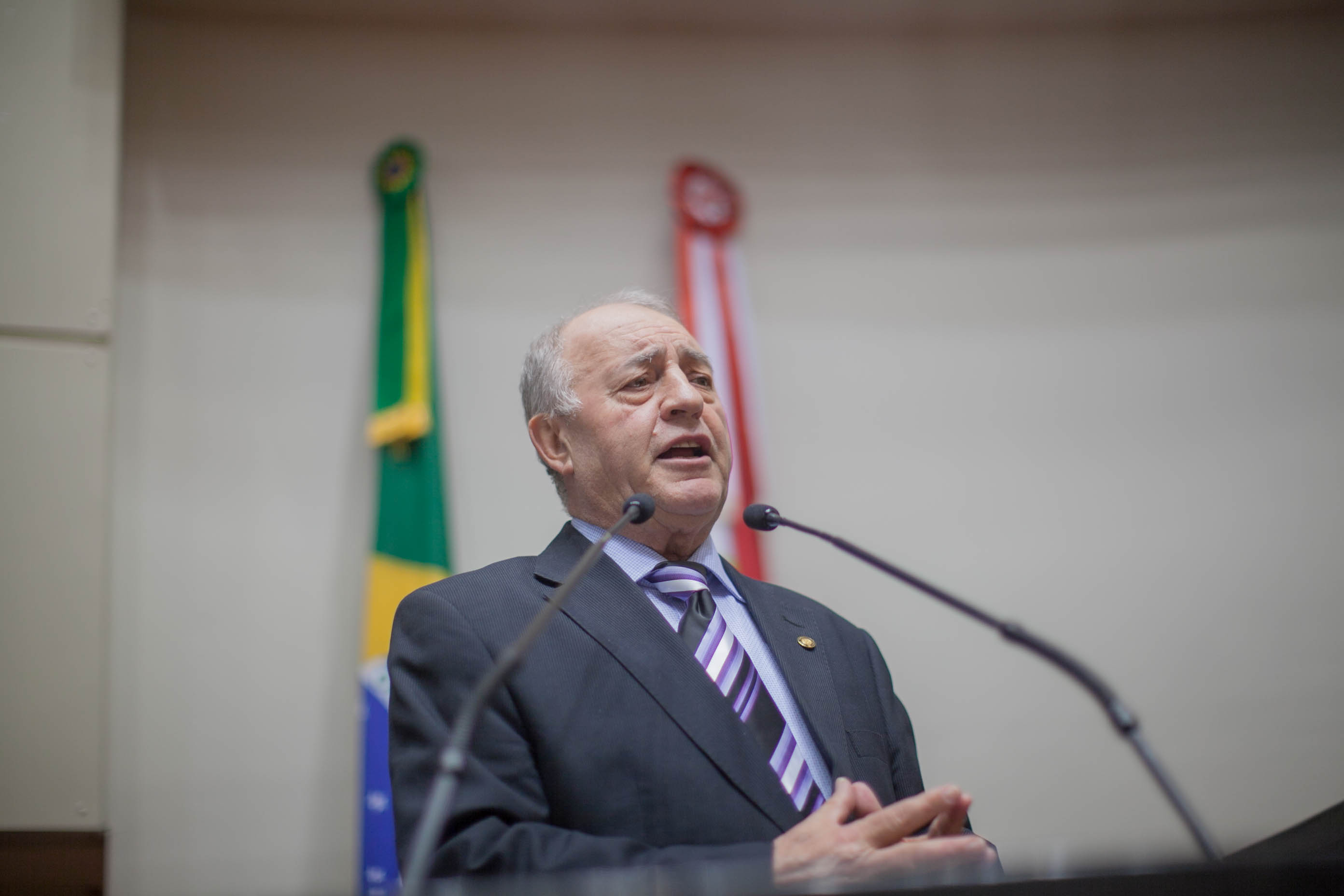 Deputado Natalino Lazare (PR) em Sessão Ordinária