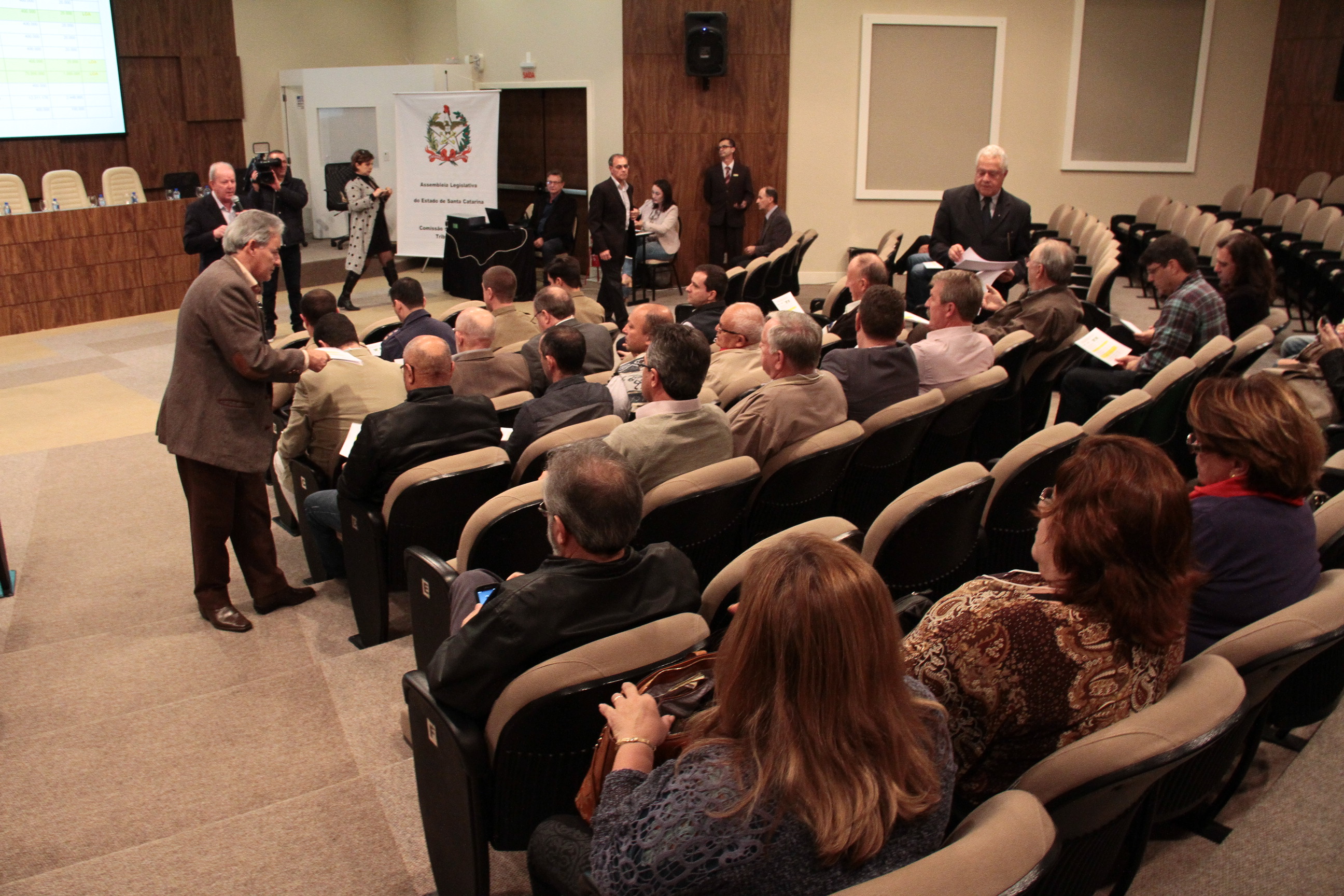 Audiência Pública do Orçamento Regionalizado em São José.