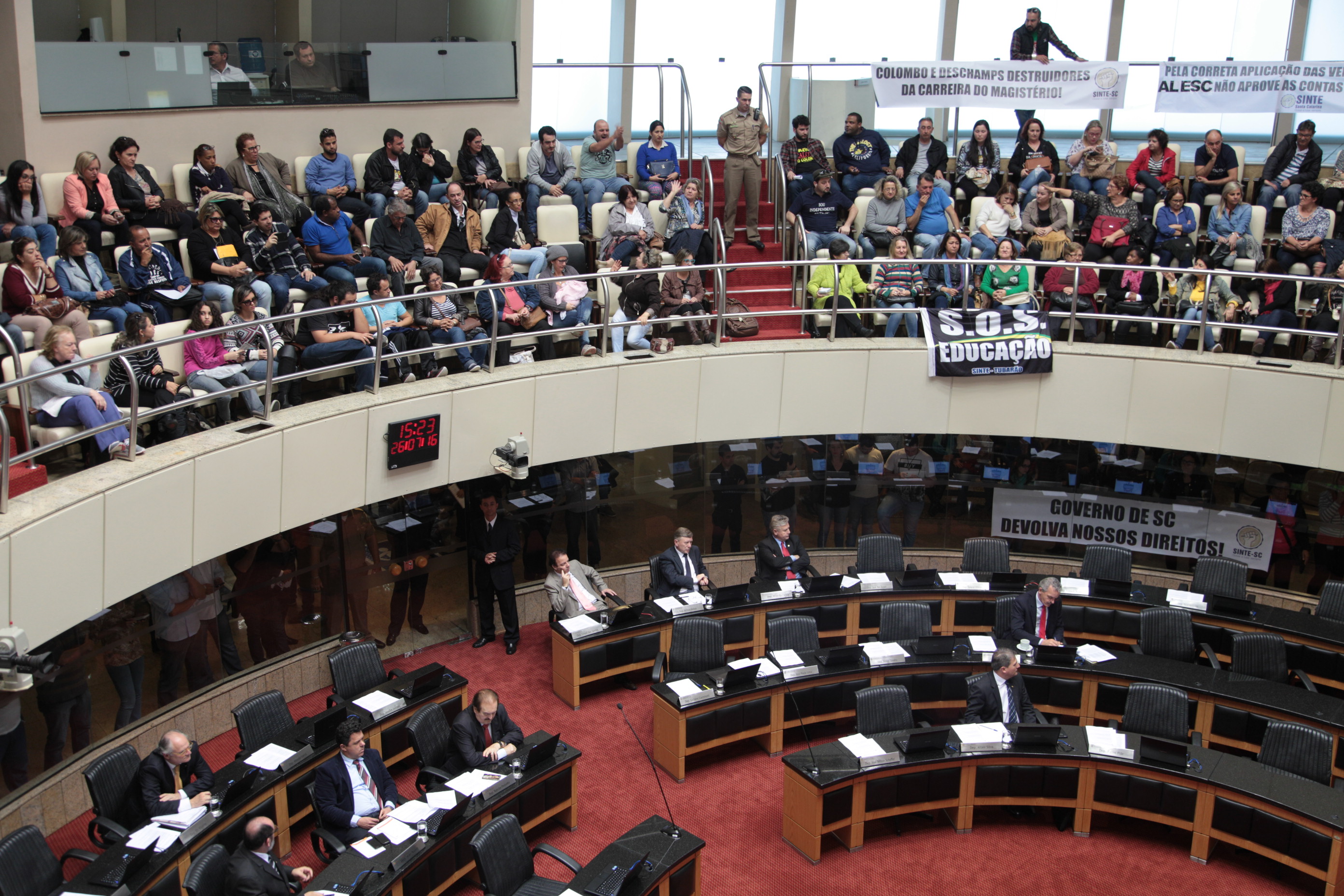 Sessão Ordinária - Secretário da Educação. Foto: Miriam Zomer/ Agência AL.