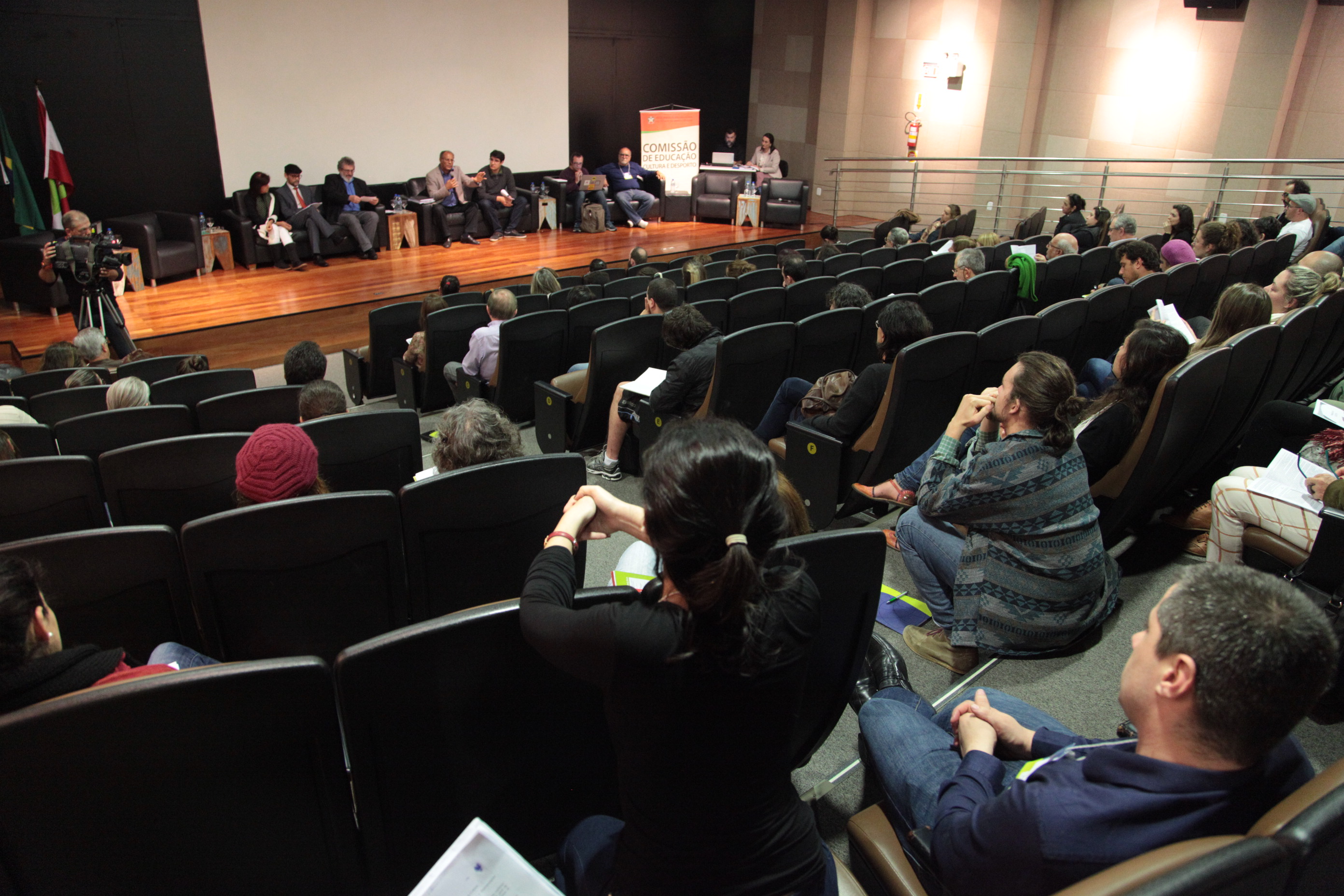 Audiência Pública sobre o PL nº 143.4/2014 que Institui a Política Estadual de Cultura Viva.