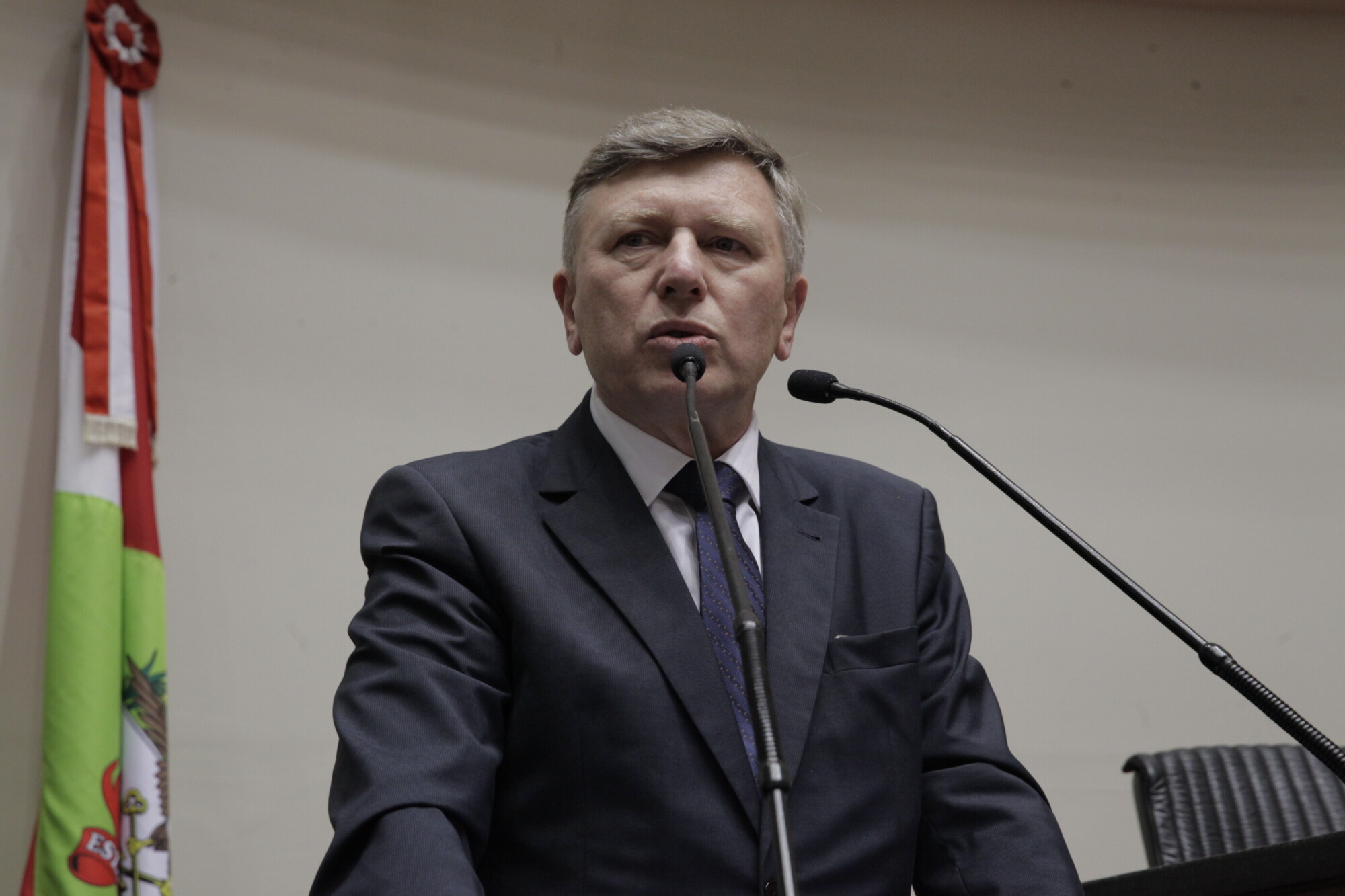 Deputado Milton Hobus
