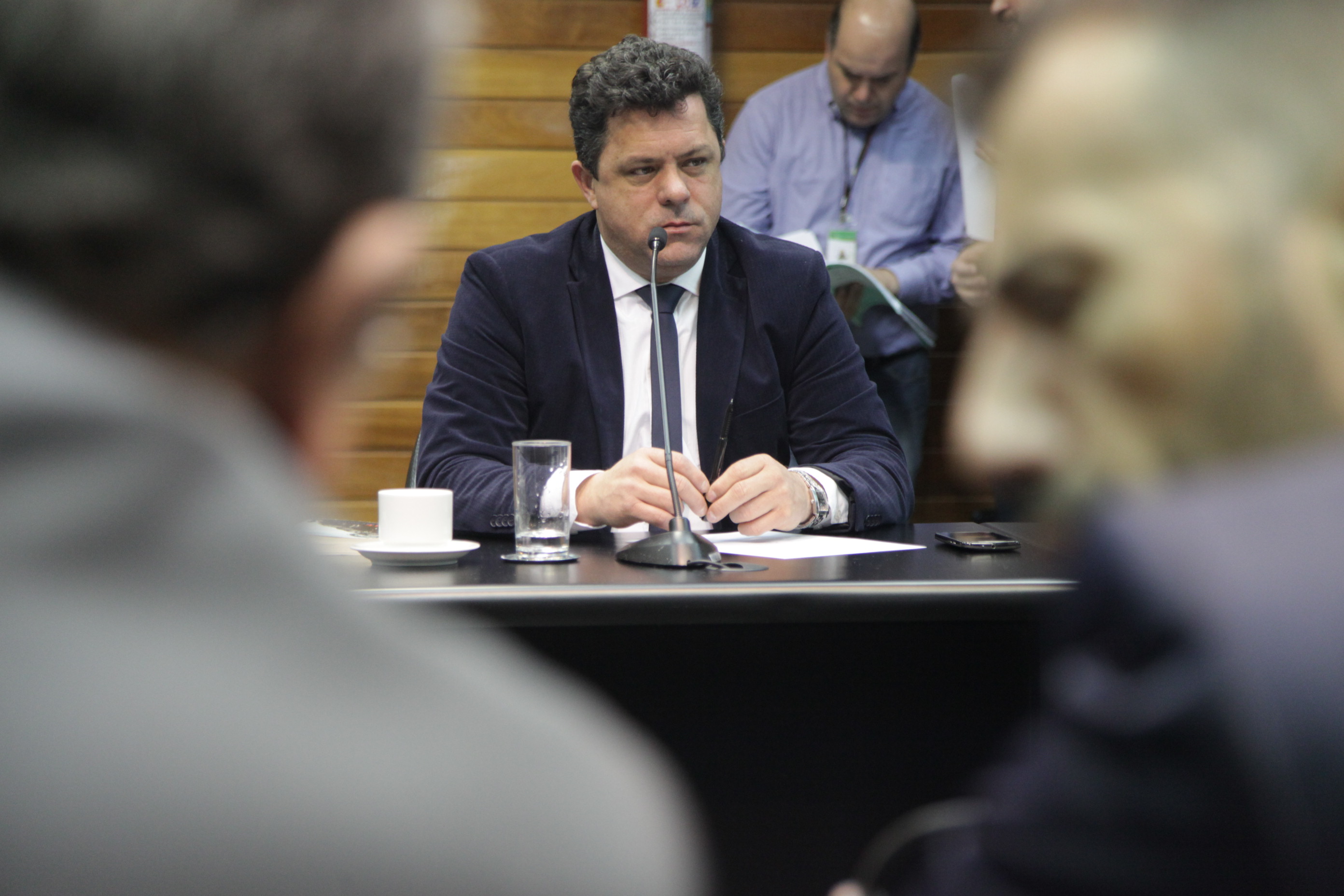 Deputado Ivan Naatz (PDT) em Comissão de Finanças  e Tributação.