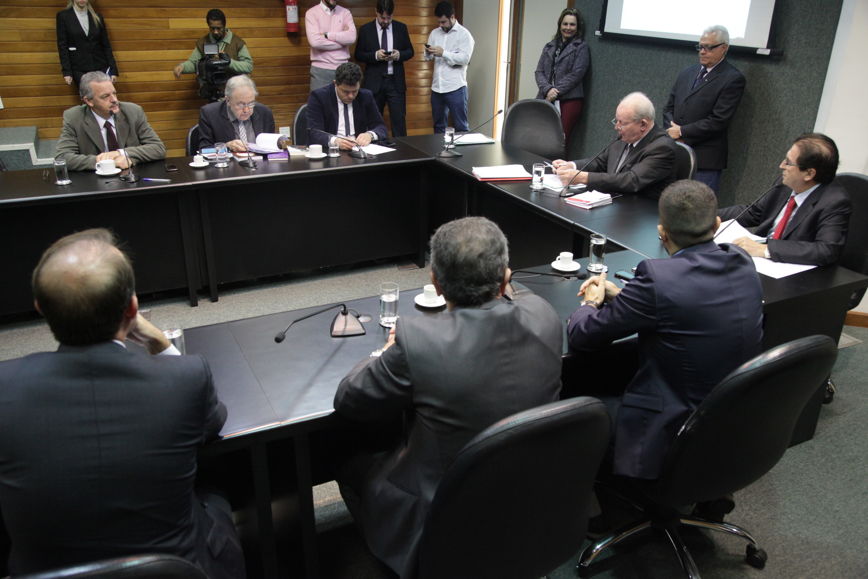 Comissão de Finanças  e Tributação.