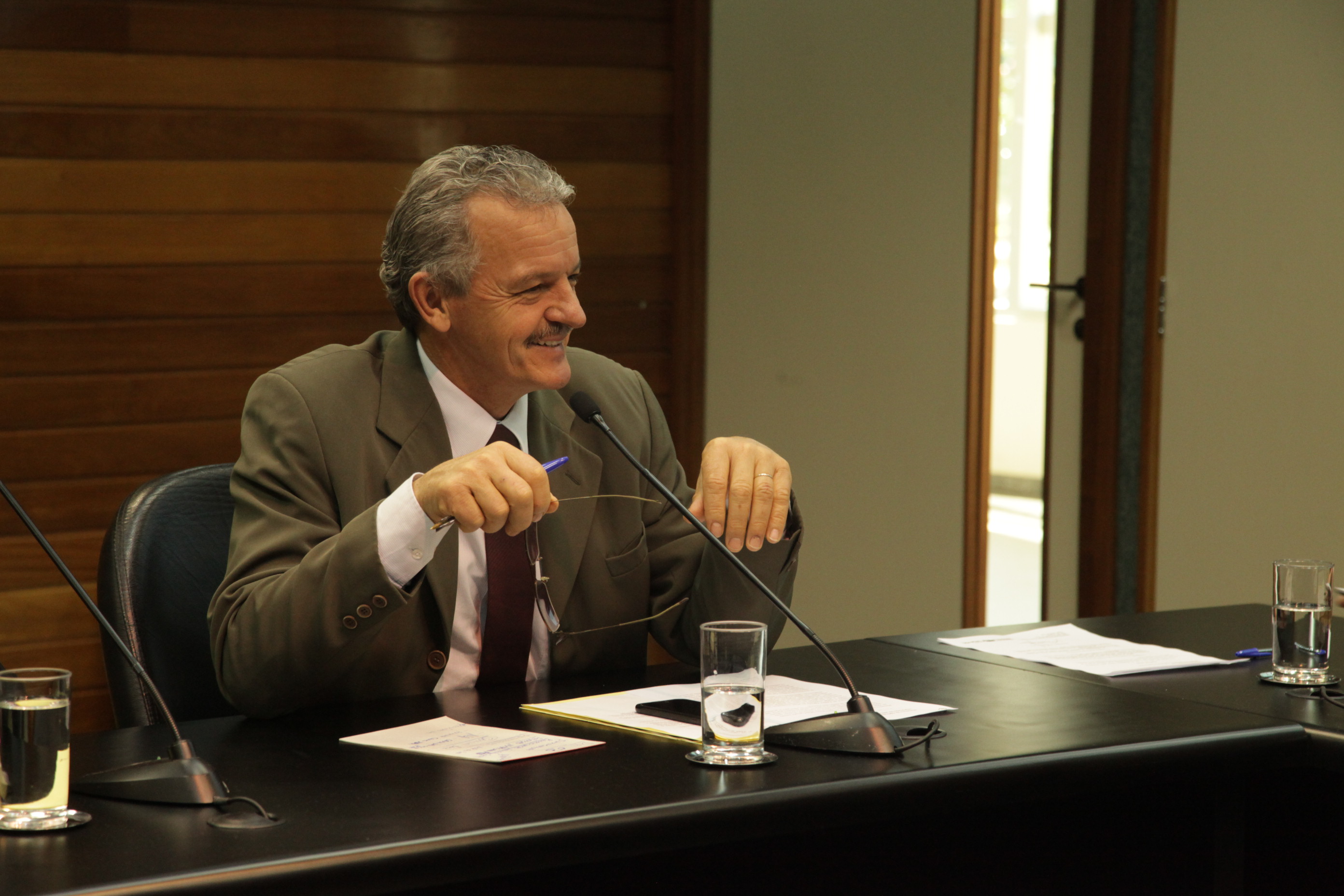 Comissão de Agricultura e Política Rural. Deputado Dirceu Dresch (PT).