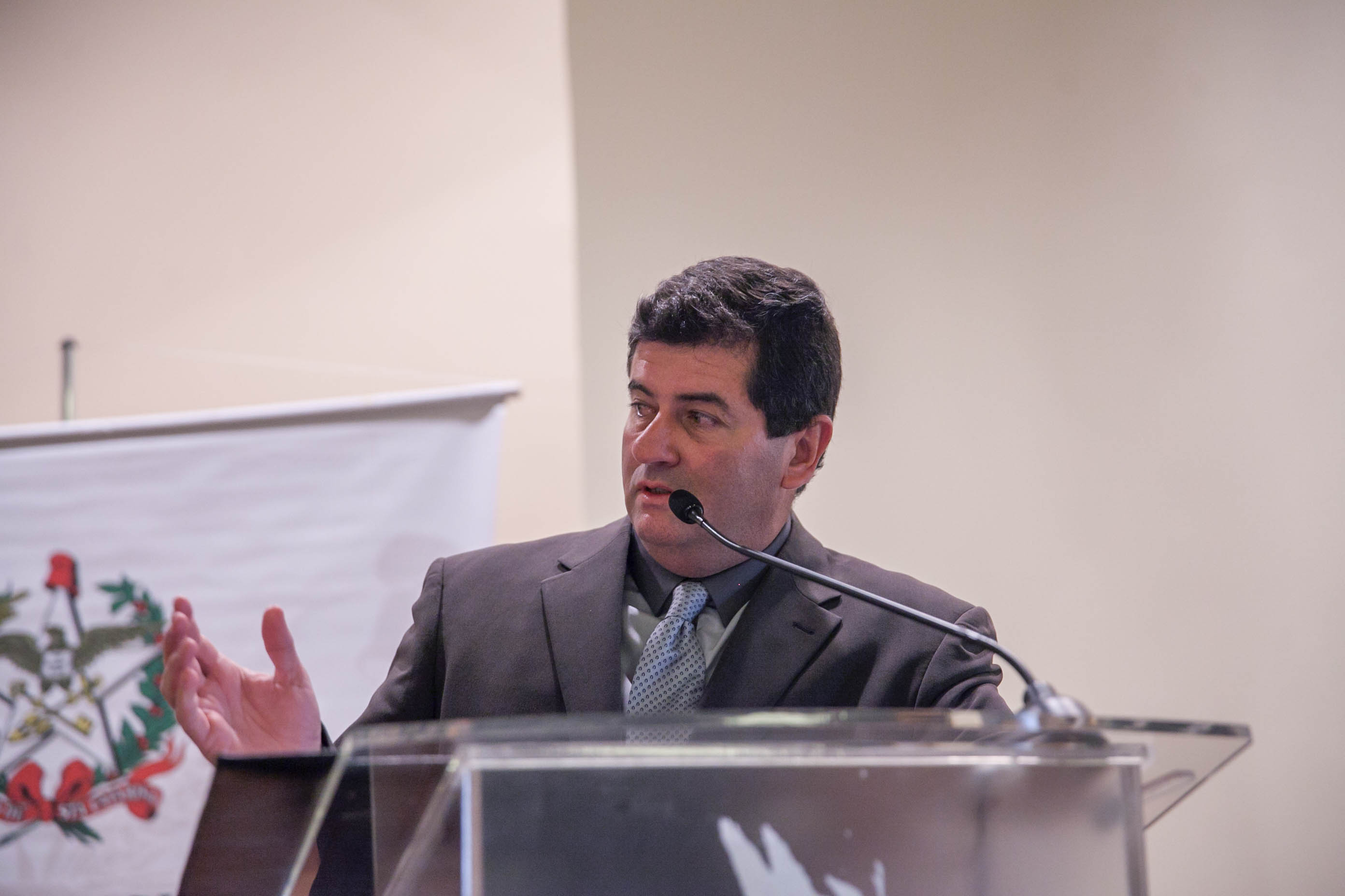Seminário de Diretrizes de Oxigenoterapia e Ventilação.