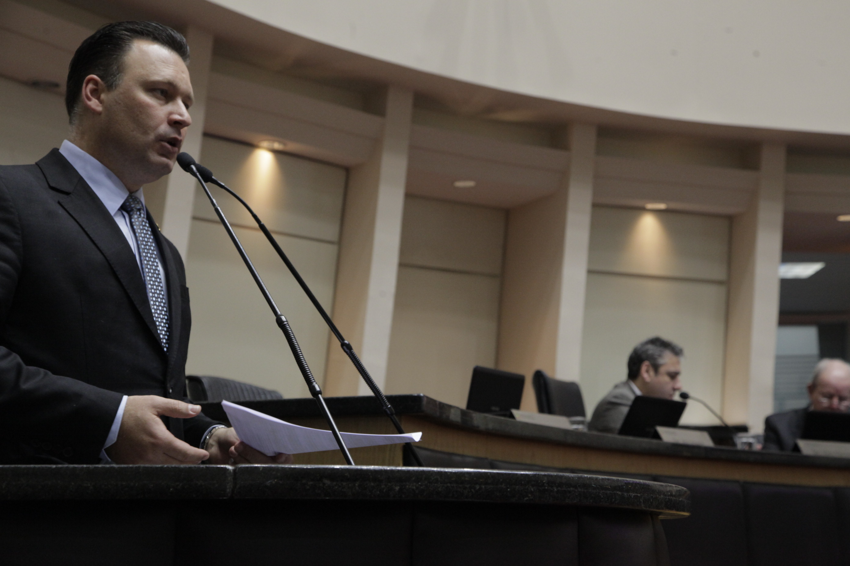 Sessão Ordinária. Deputado Julio Ronconi(PSB). Foto: Eduardo Guedes de Oliveira/ Agência AL.