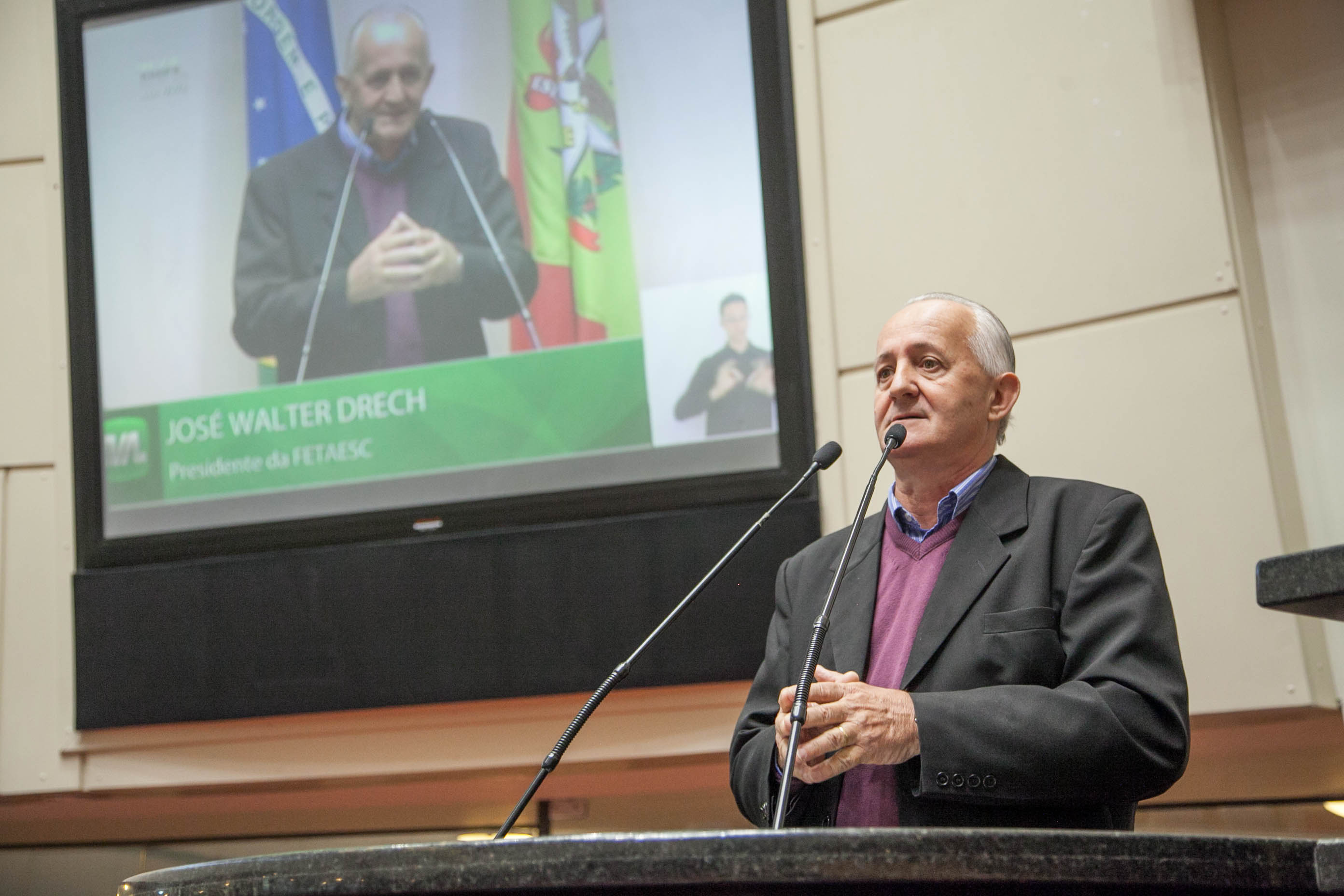 José Walter Dresch, Presidente da Federação dos Trabalhadores na Agricultura do Estado de Santa Catarina em Sessão Ordinária
