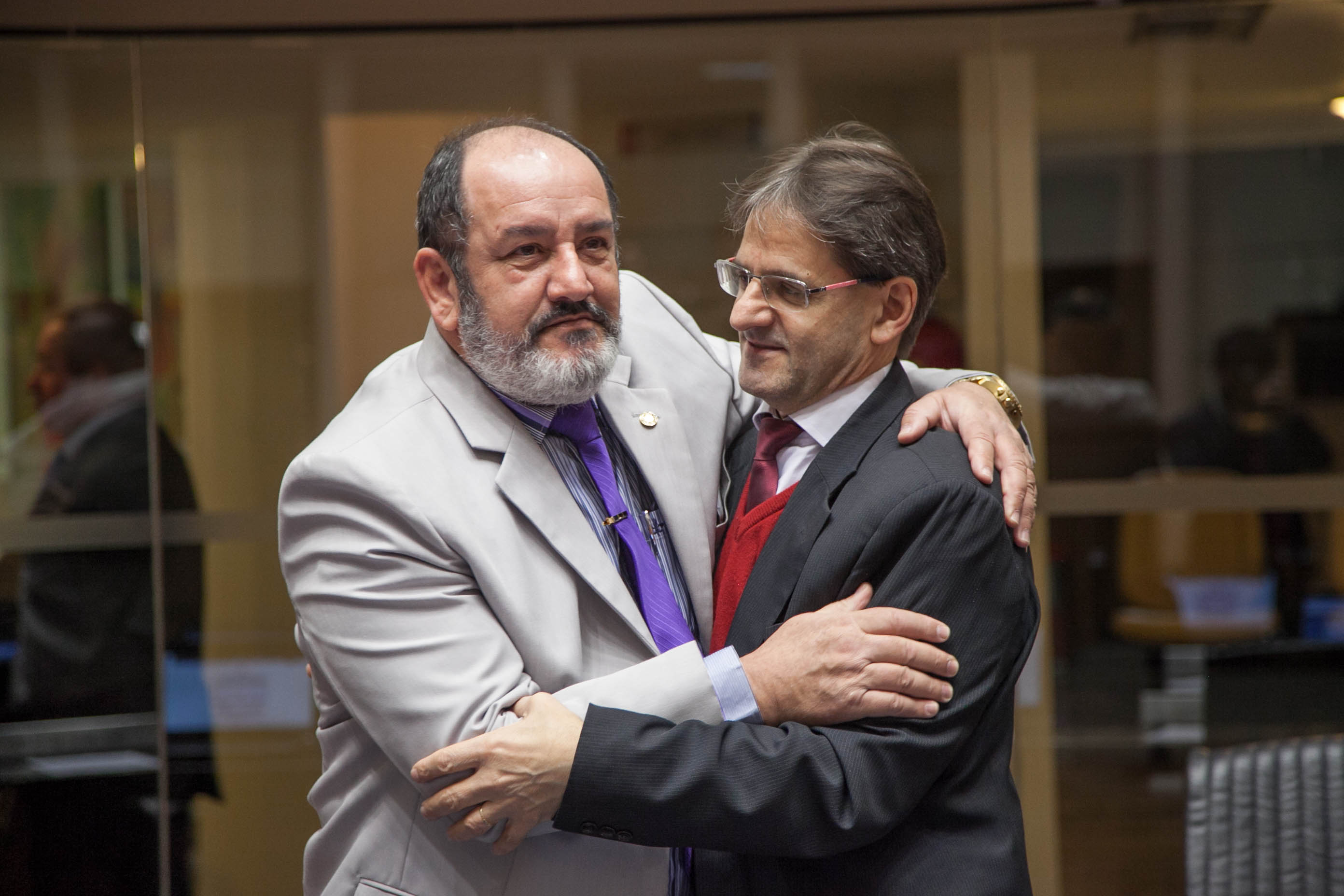 Deputado Roberto Salum (PRB) e Deputado Neodi Saretta (PT) em Sessão Ordinária