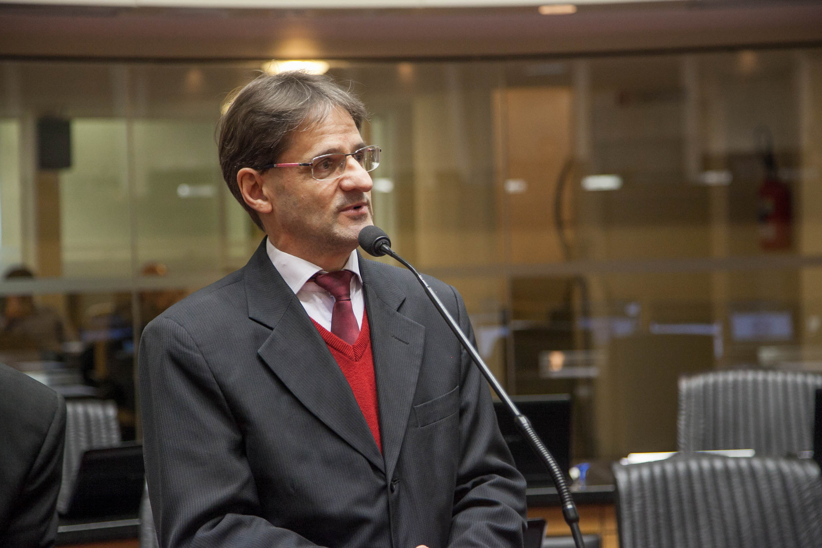 Deputado Neodi Saretta (PT) em Sessão Ordinária