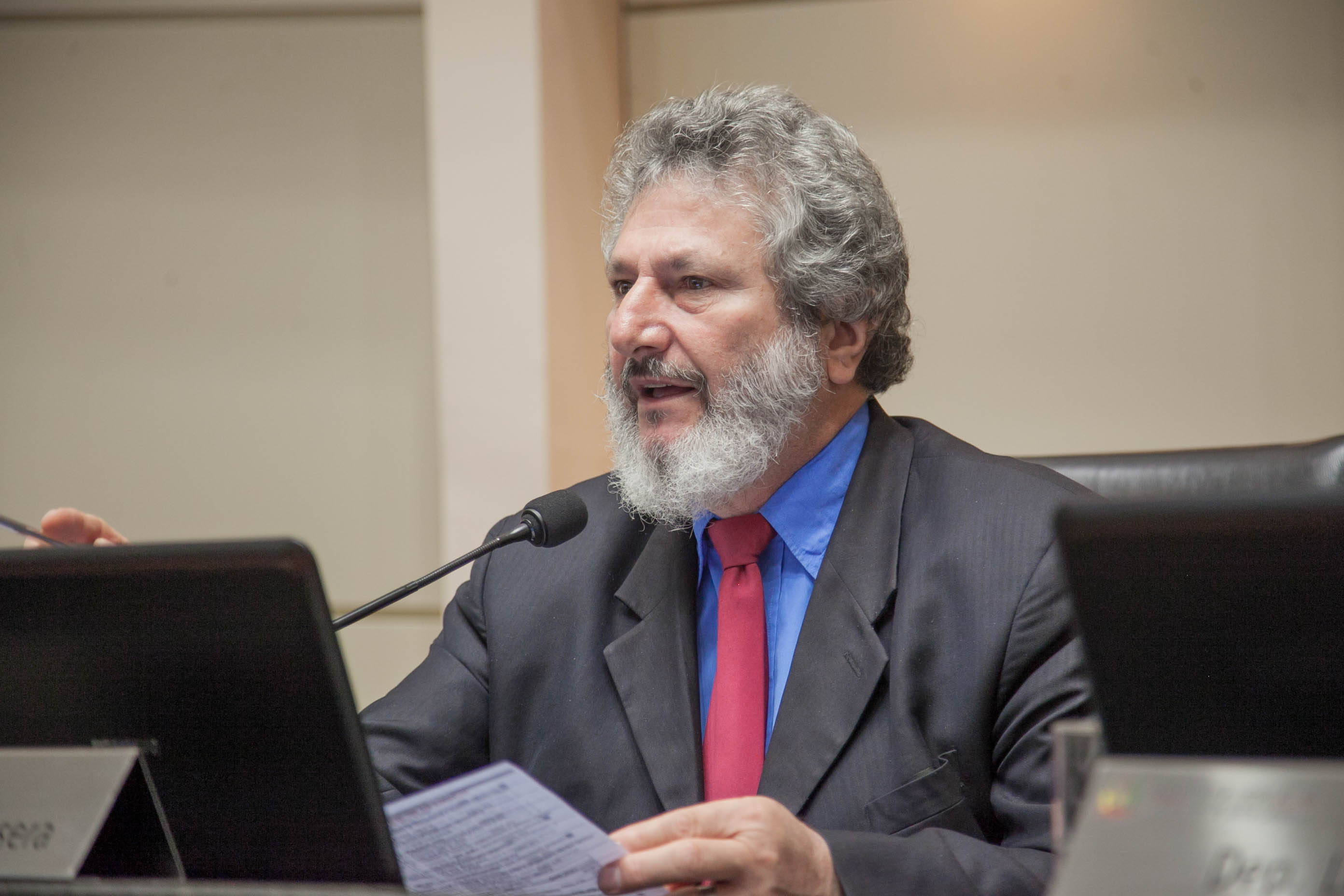 Deputado Padre Pedro Baldissera (PT) em Sessão Ordinária