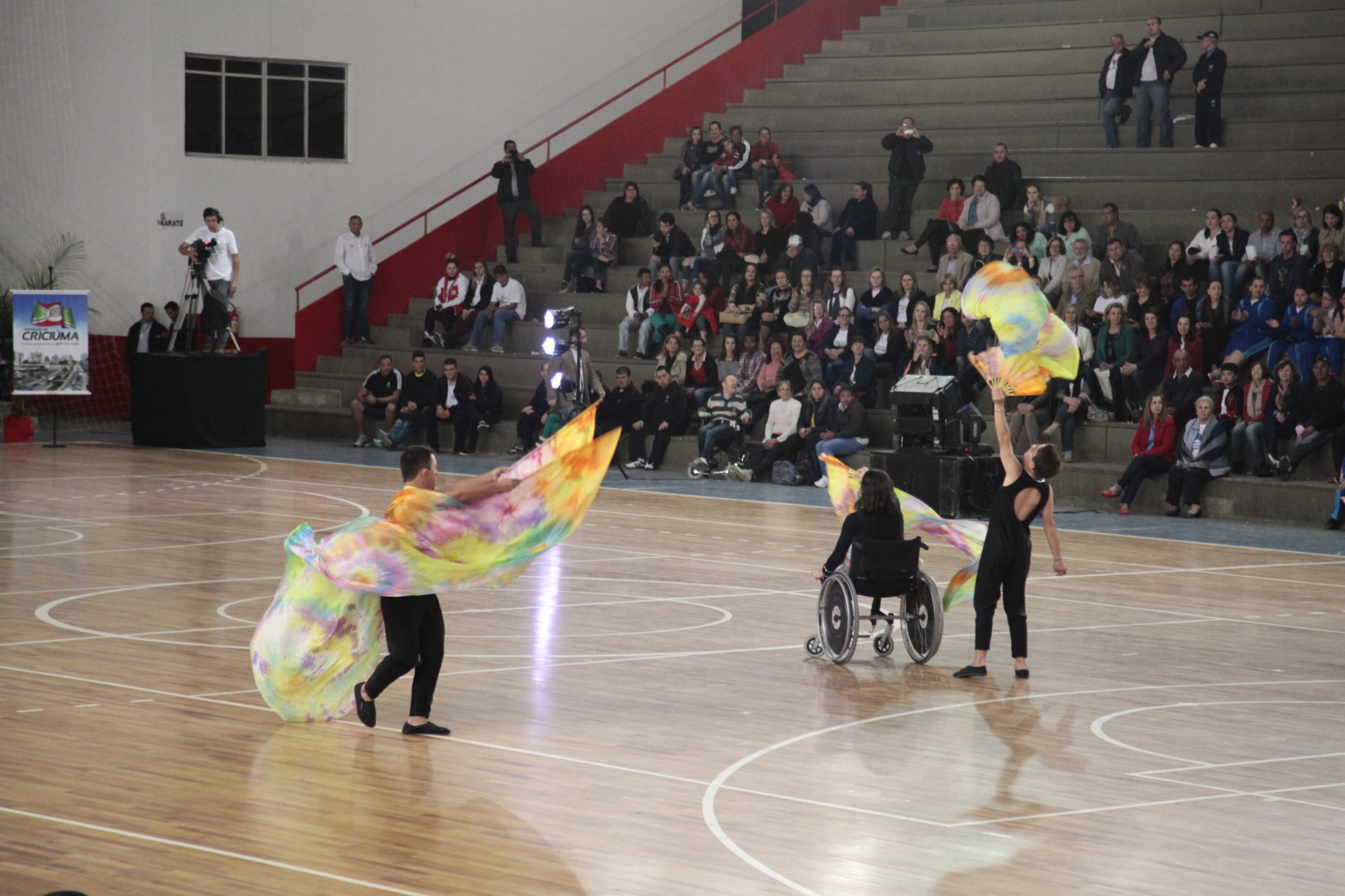 X Festival Estadual “Nossa Arte” reúne 500 alunos das APAEs em Florianópolis até quarta