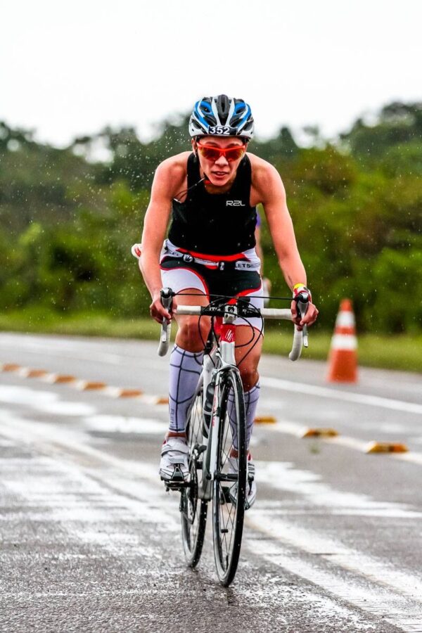 A dedicação ao esporte, na visão de Márcia, é um ato de amor, que traz ganhos na saúde e alegria