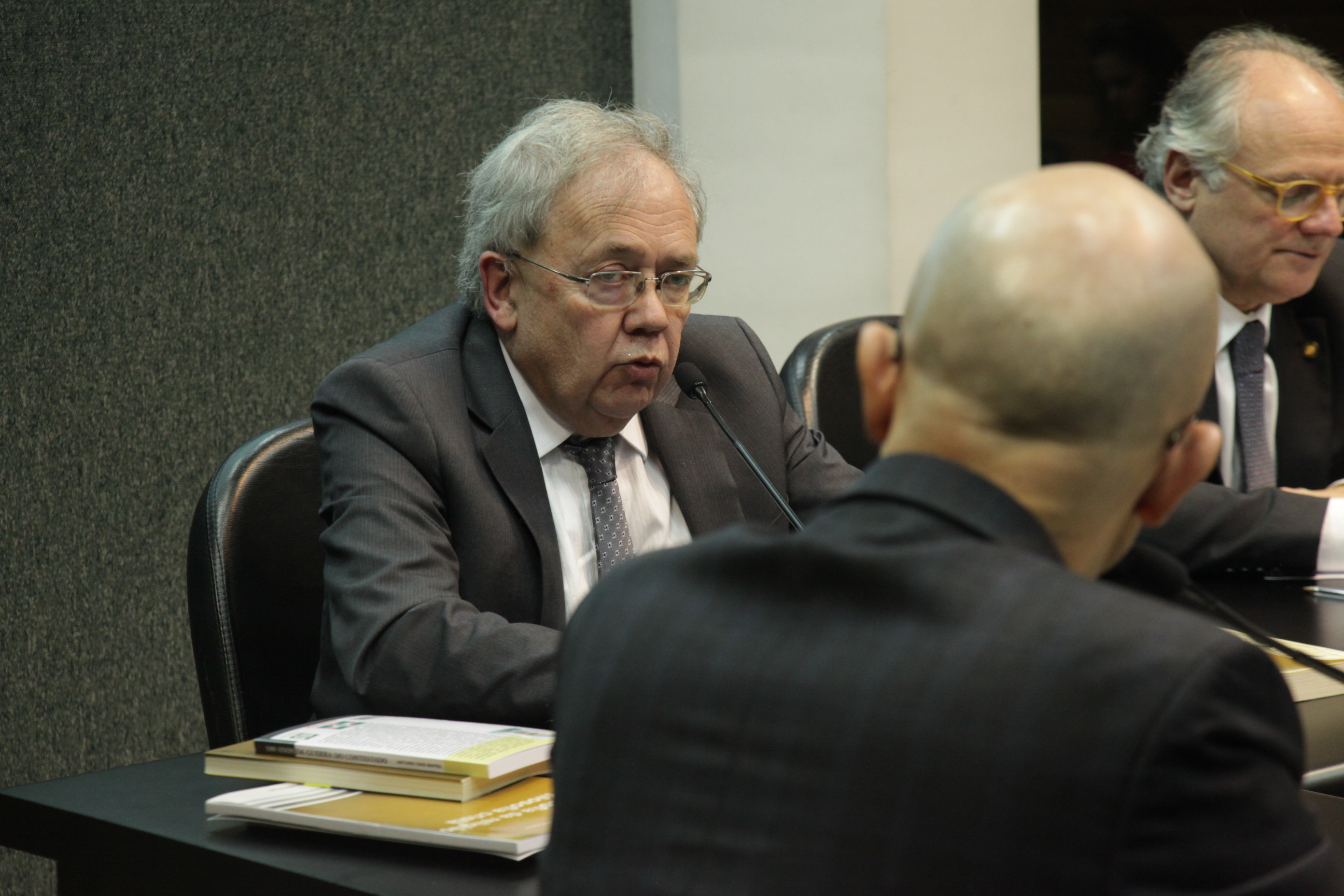 CPI dos Medicamentos. Deputado Fernando Coruja (PMDB).
