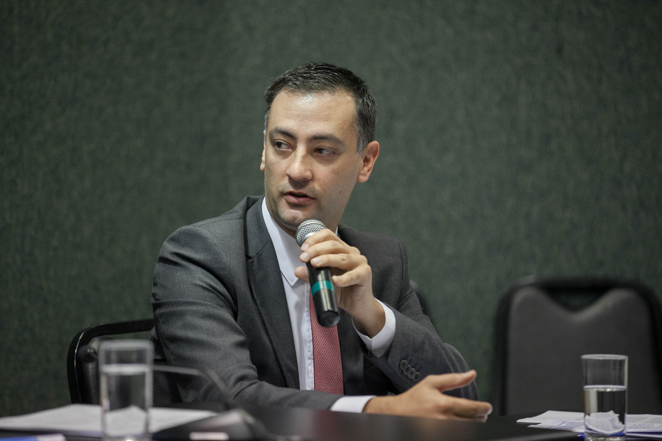 Cleverton Vieira, Diretor Jurídico da SC Participações e Parcerias (SCPAR) em Audiência Pública - Direito à Complementação da Aposentadoria dos Trabalhadores do Porto de Imbituba.