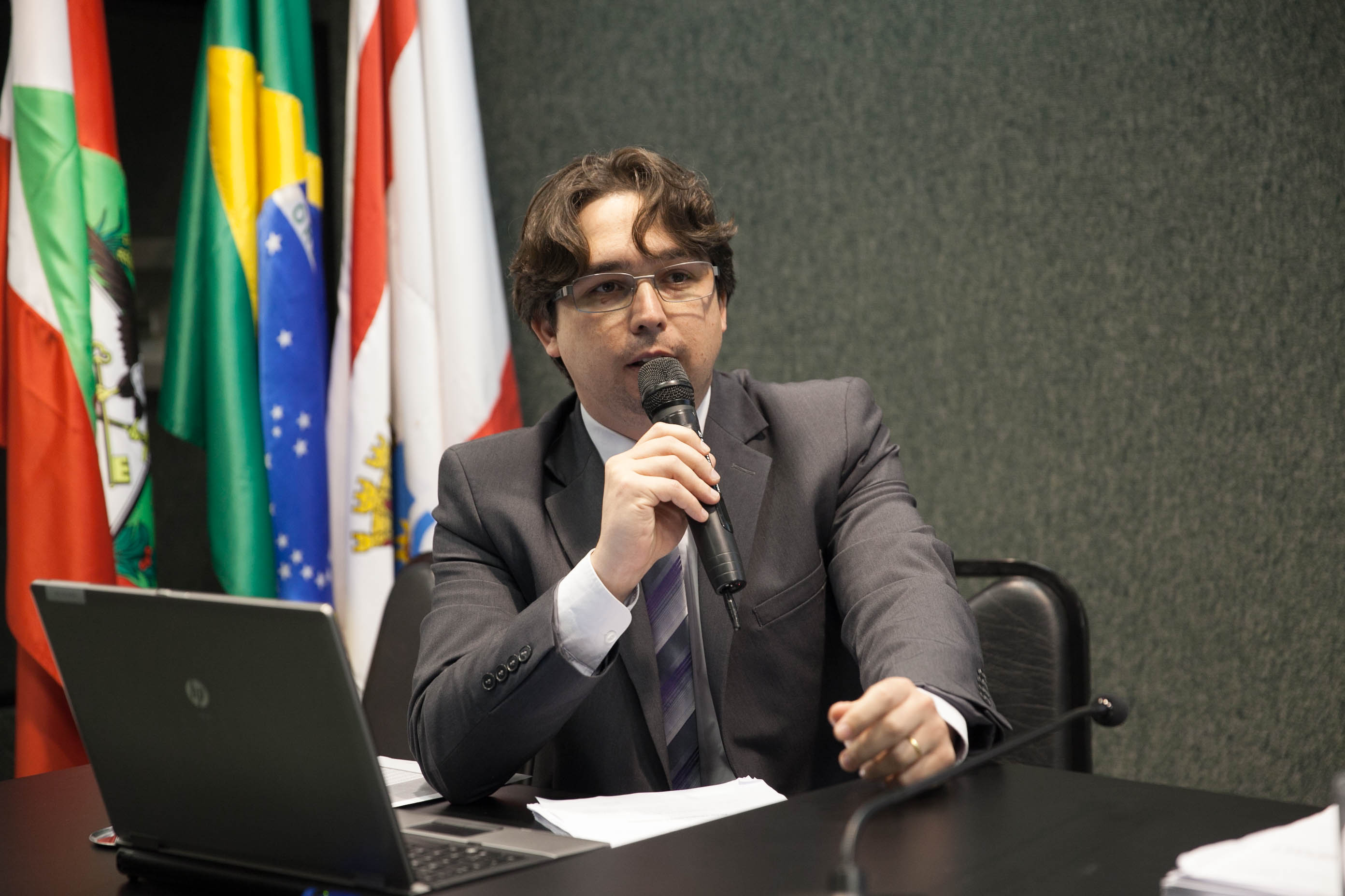 Orlando Gonçalvez Pacheco Jr, Advogado do Sindicato dos Trabalhadores Portuários de Imbituba em Audiência Pública - Direito à Complementação da Aposentadoria dos Trabalhadores do Porto de Imbituba.
