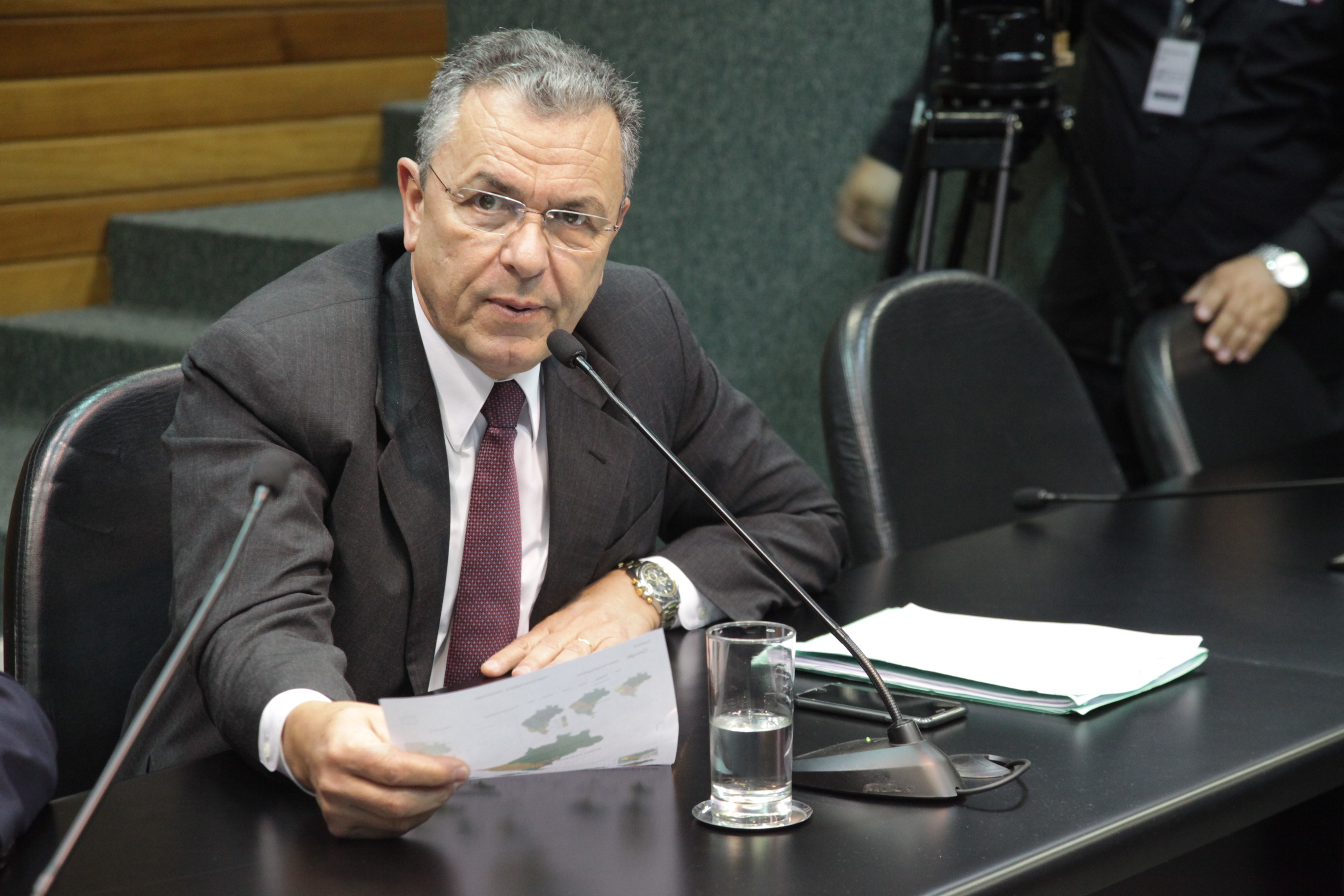 Comissão de Finanças e Tributação.