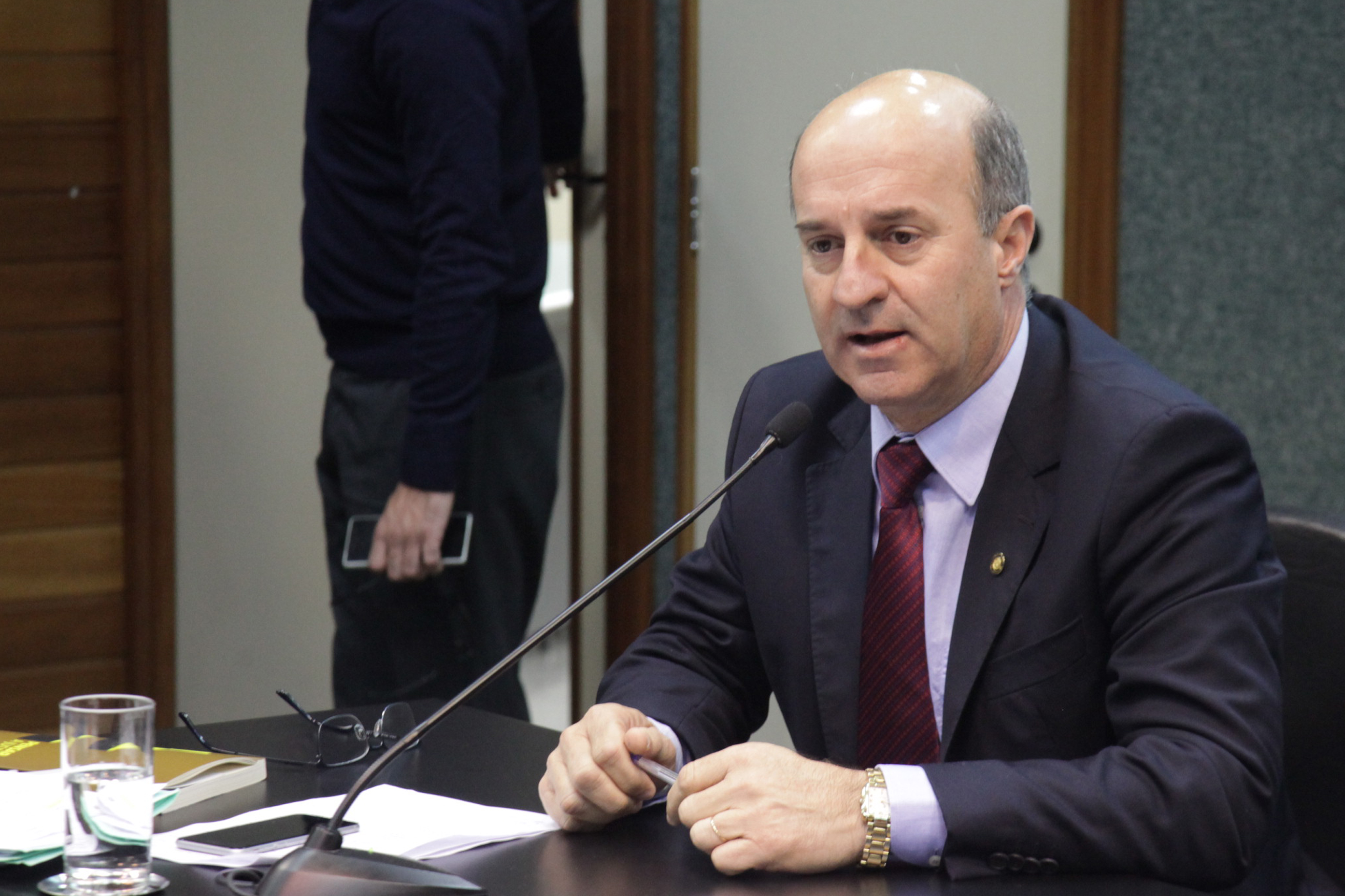 Comissão de Finanças e Tributação.