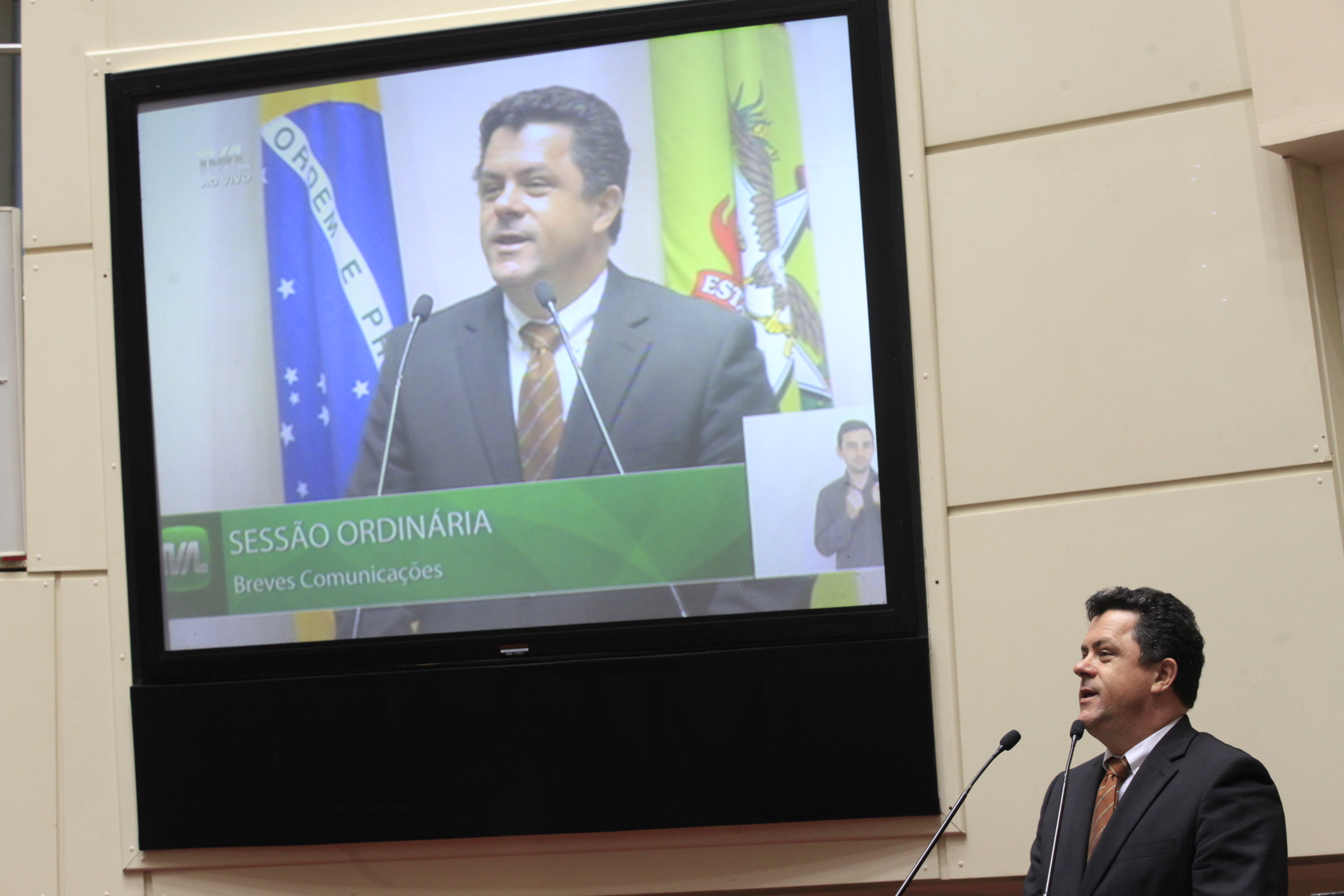 Sessão Ordinária. Deputado Ivan Naatz (PDT).