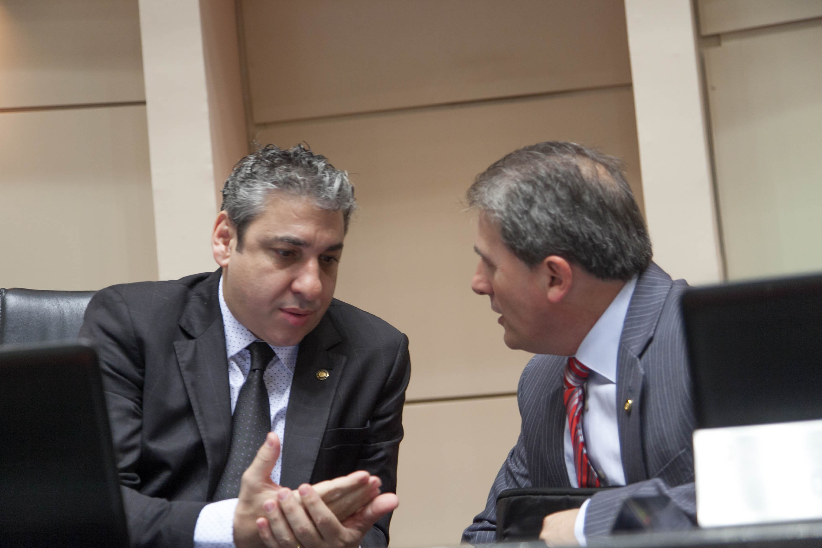 Deputado Mário Marcondes (PSDB) e Deputado Altair Silva (PP) em Sessão Ordinária