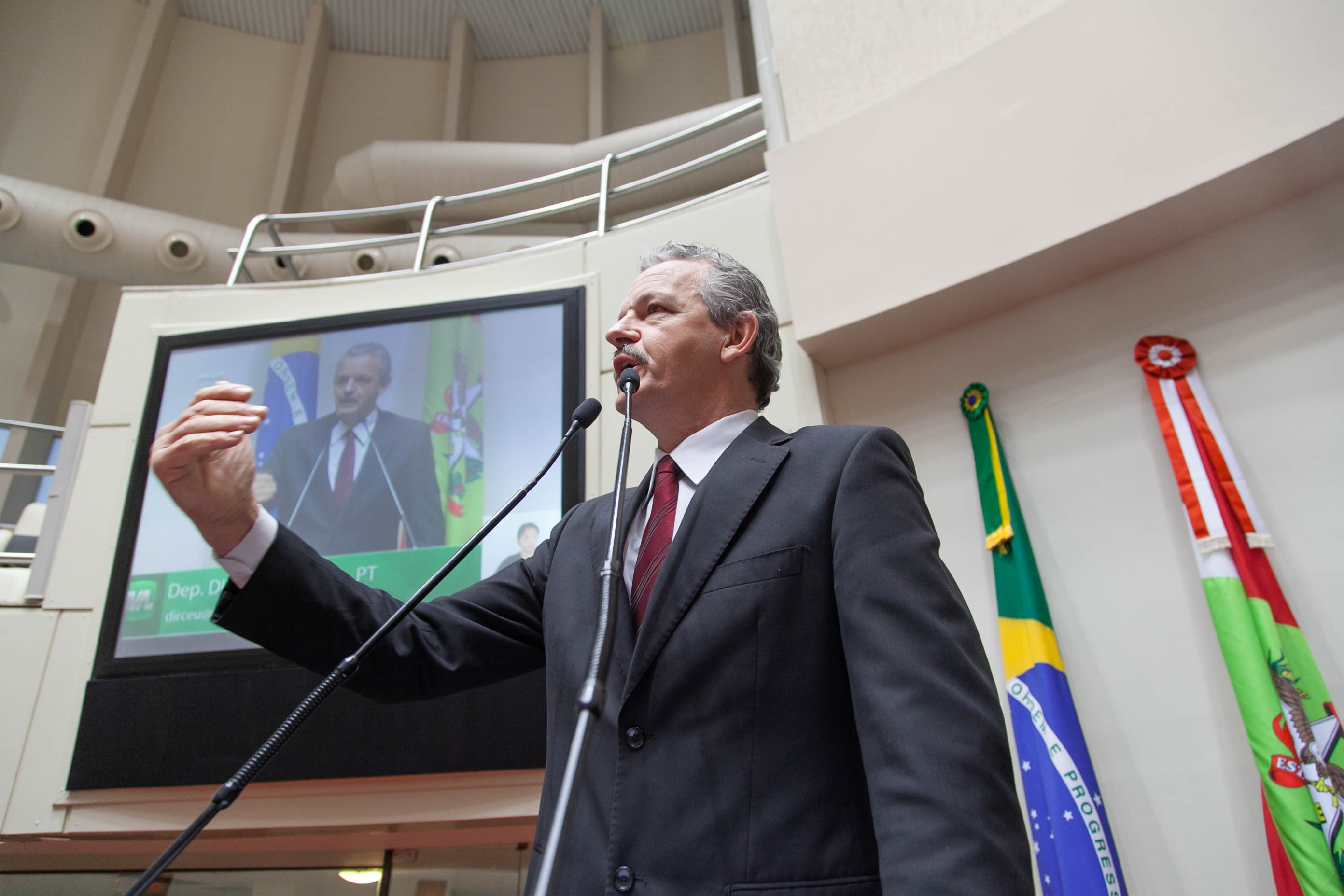 Deputado Dirceu Dresch (PT) em Sessão Ordinária