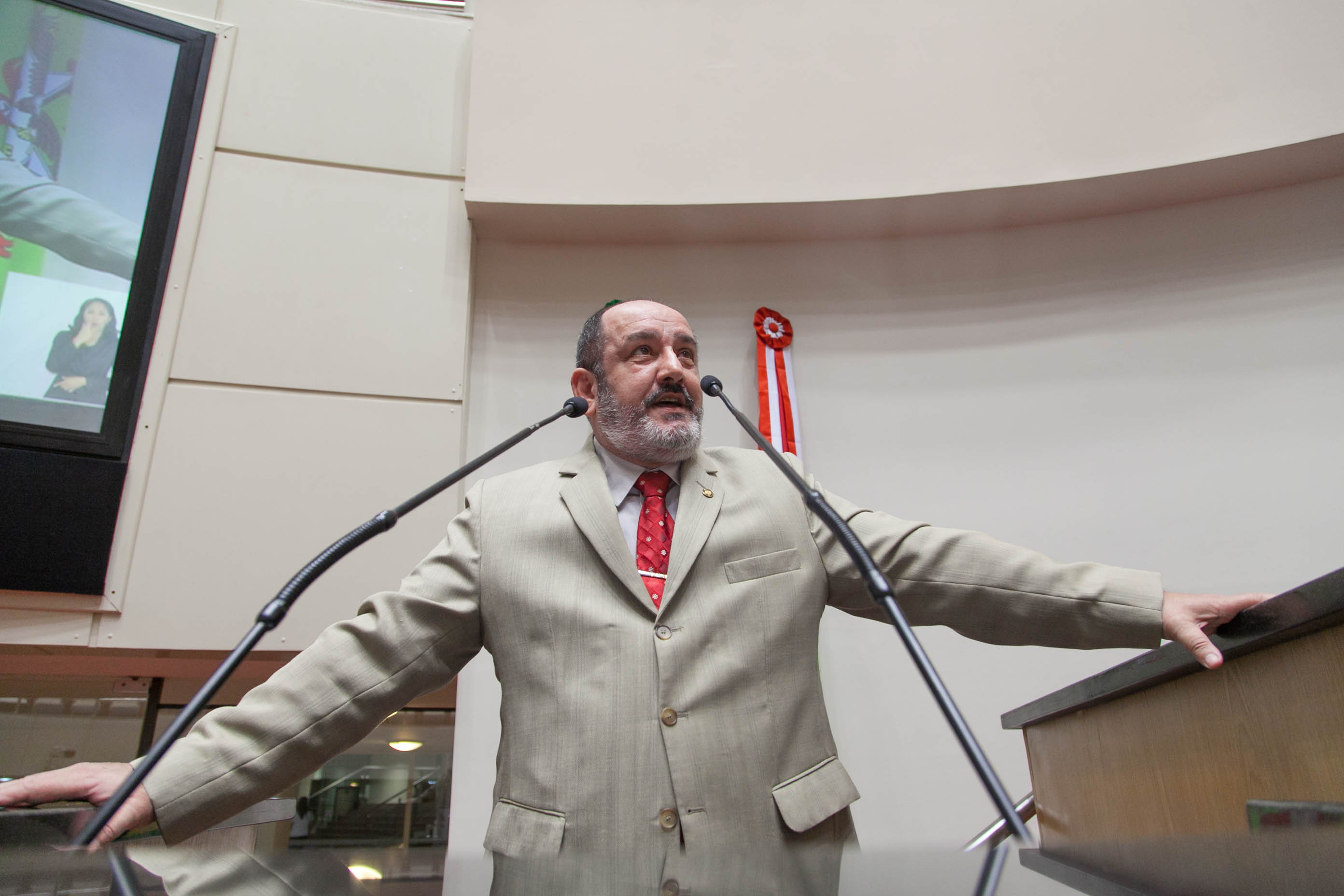 Deputado Roberto Salum (PRB) em Sessão Ordinária