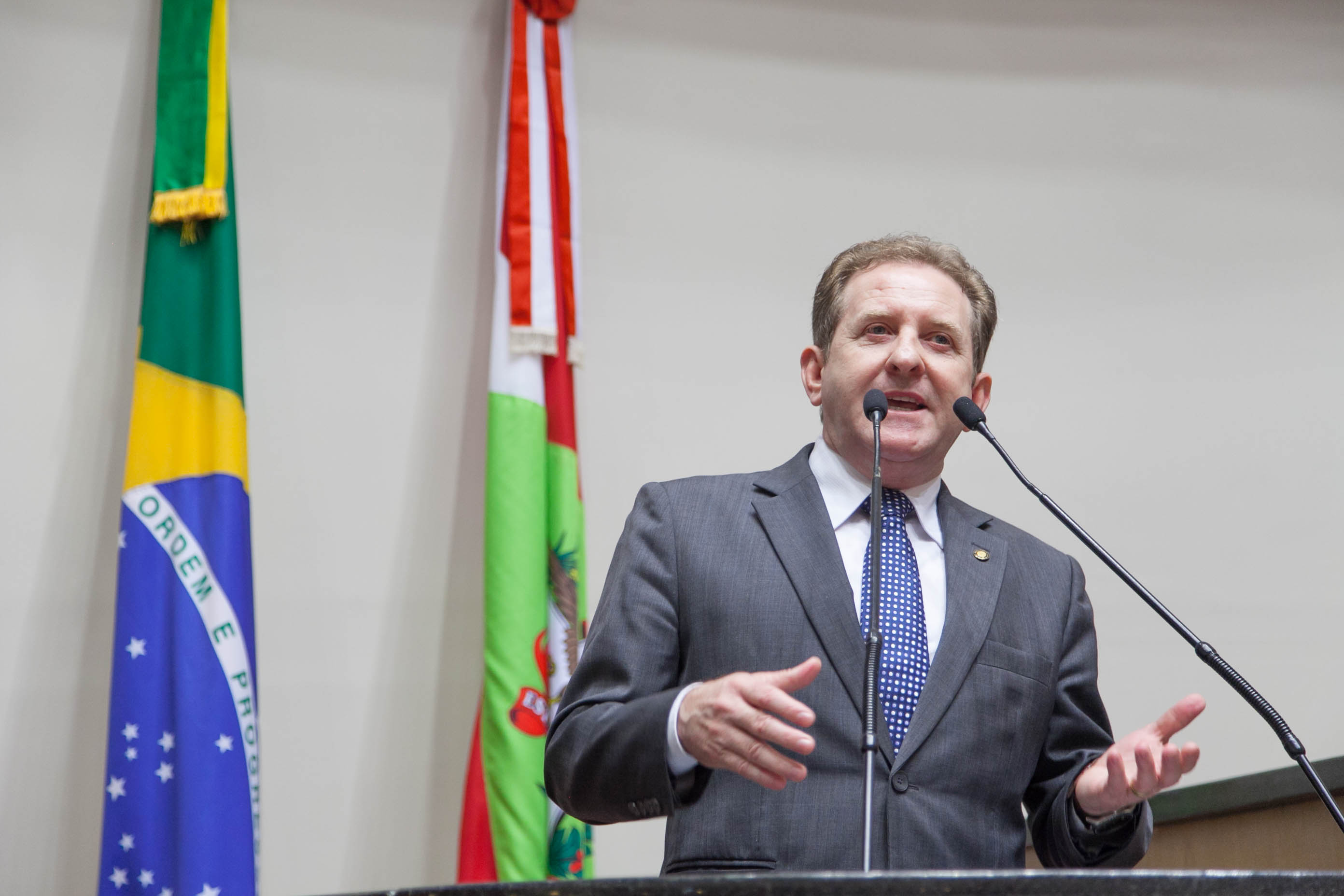Deputado Valmir Comin (PP) em Sessão Ordinária
