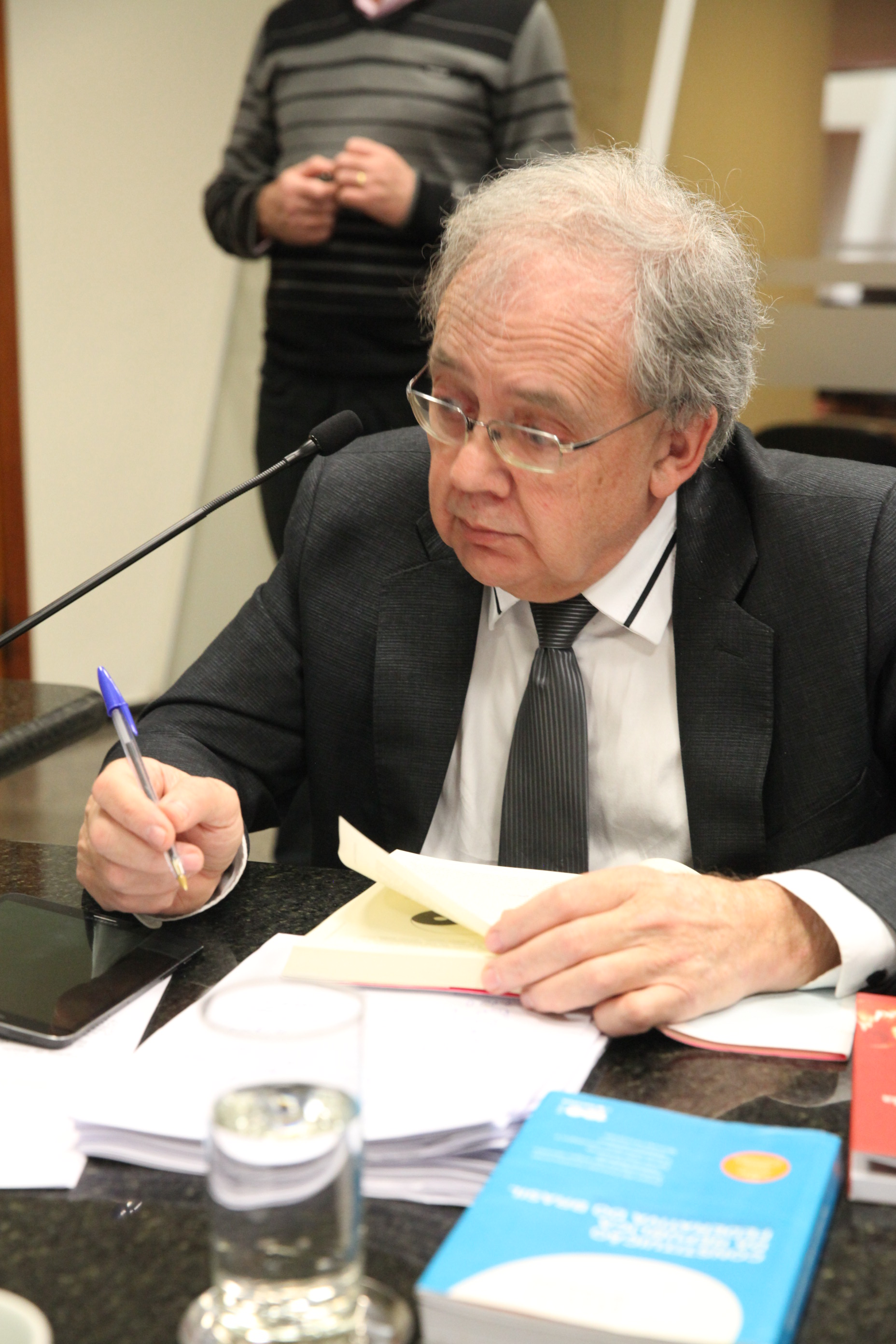 Deputado Fernando Coruja (PMDB). Comissão de Saúde.