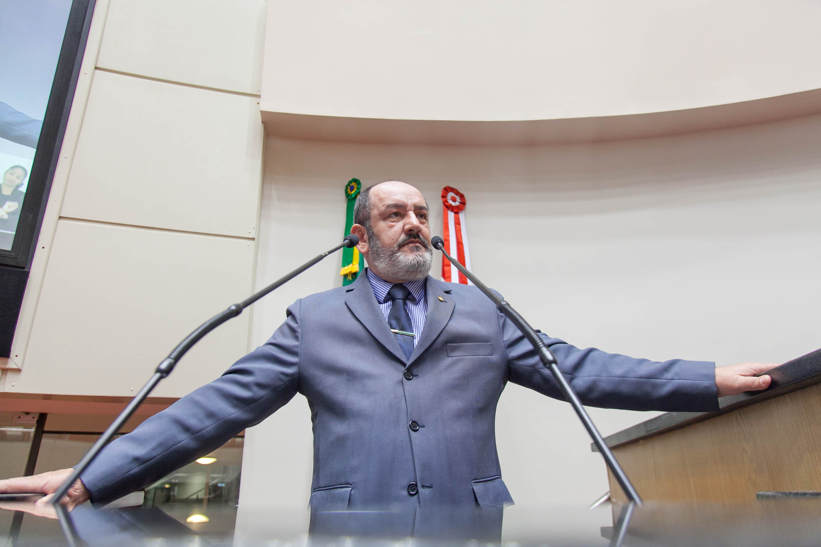 Deputado Roberto Salum (PRB) em Sessão Ordinária