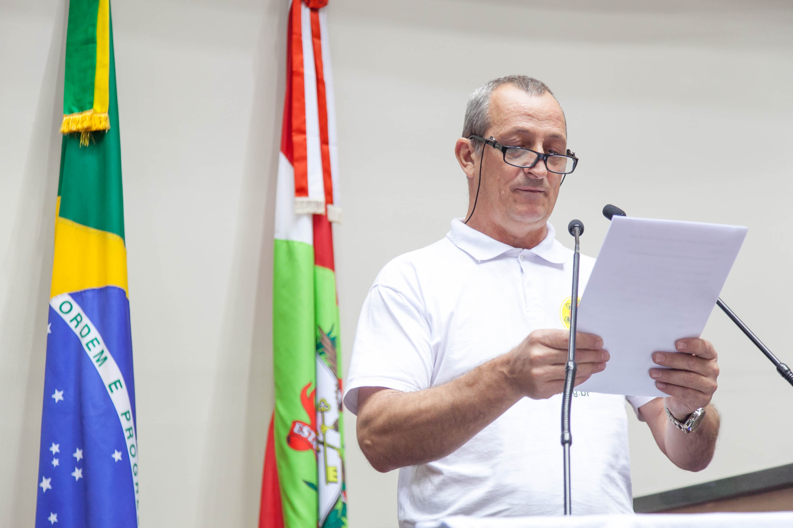Rogério Ferrarez, presidente em exercício da Aprasc em Sessão Ordinária